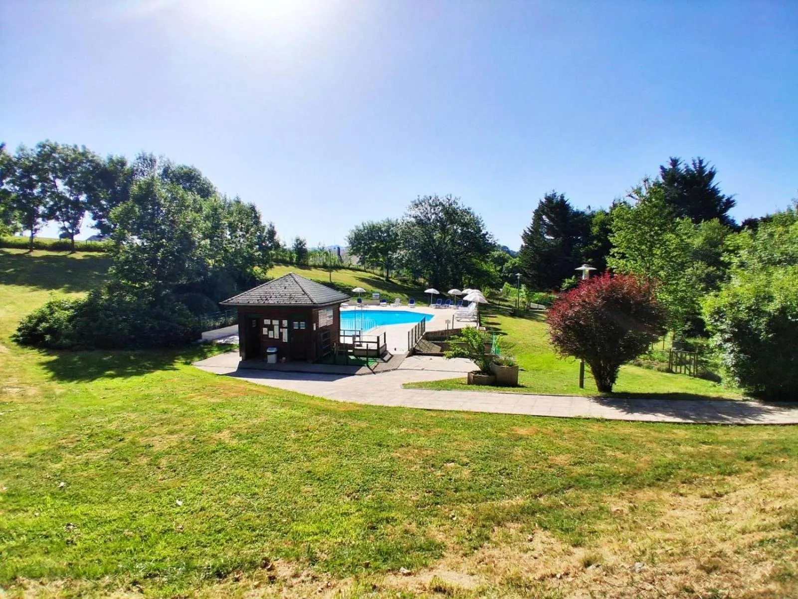 Swimming pool in Camping de Tauves