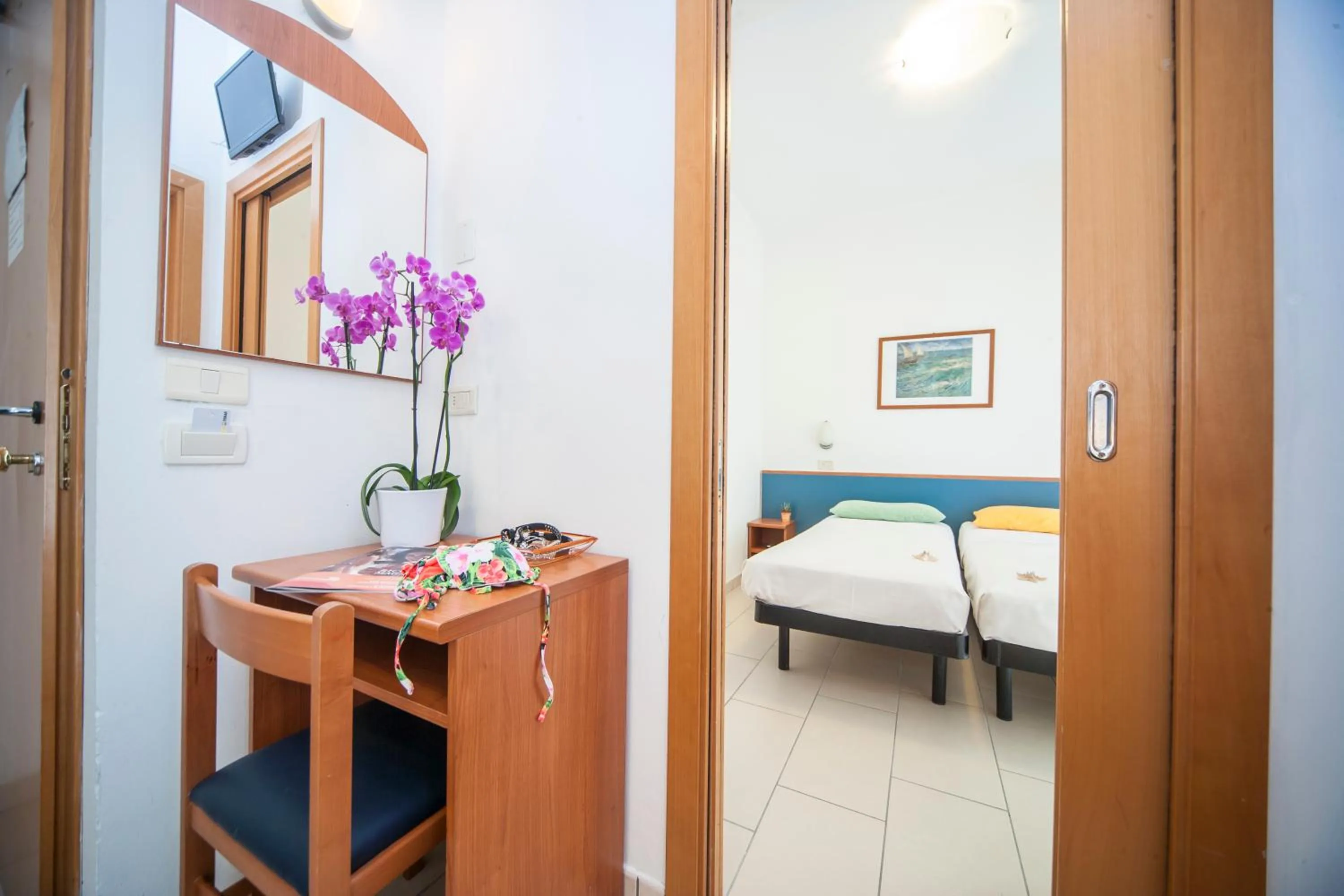 Bedroom, Bed in Hotel Taormina