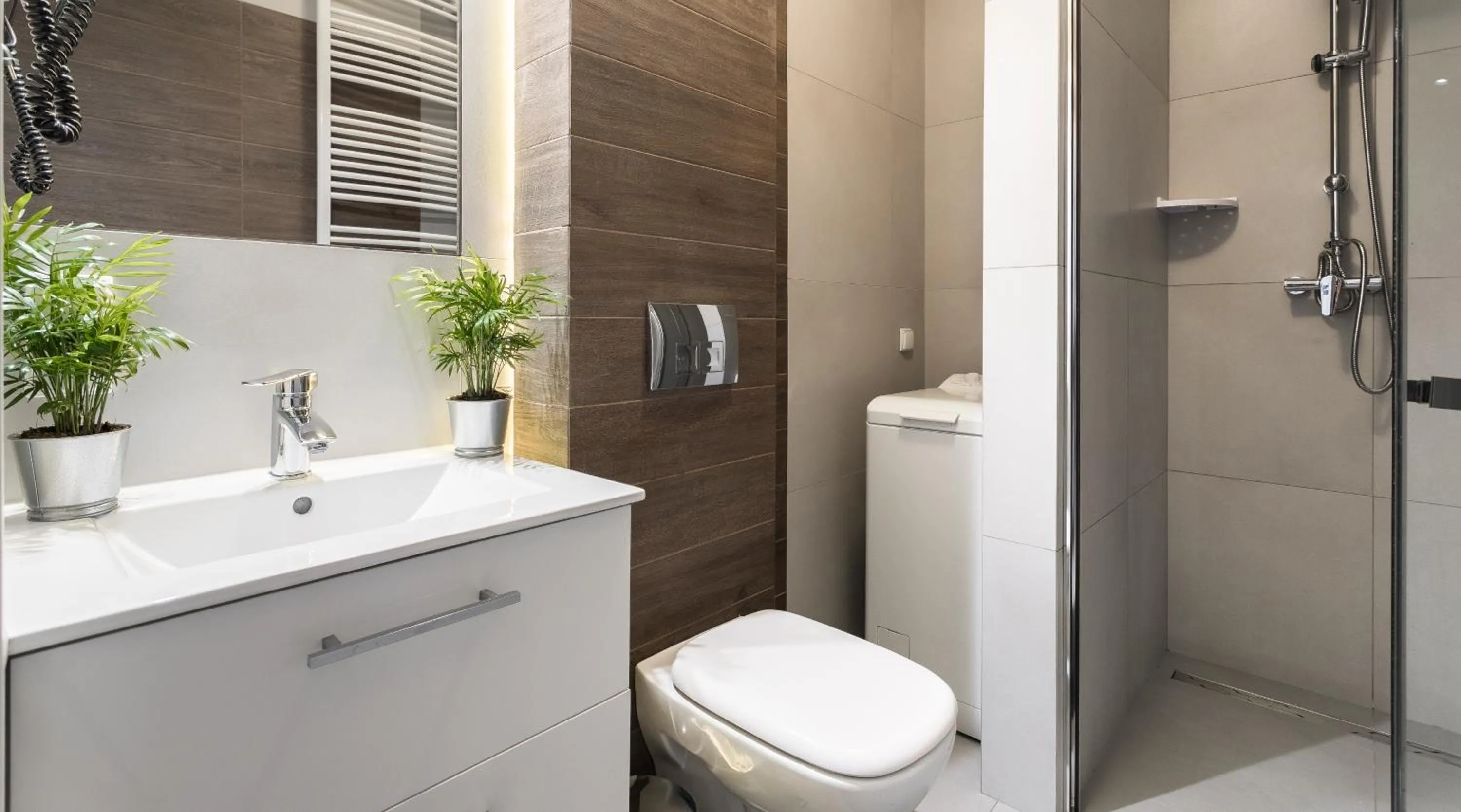 Bathroom in Ariańska Apartment - lift & AC