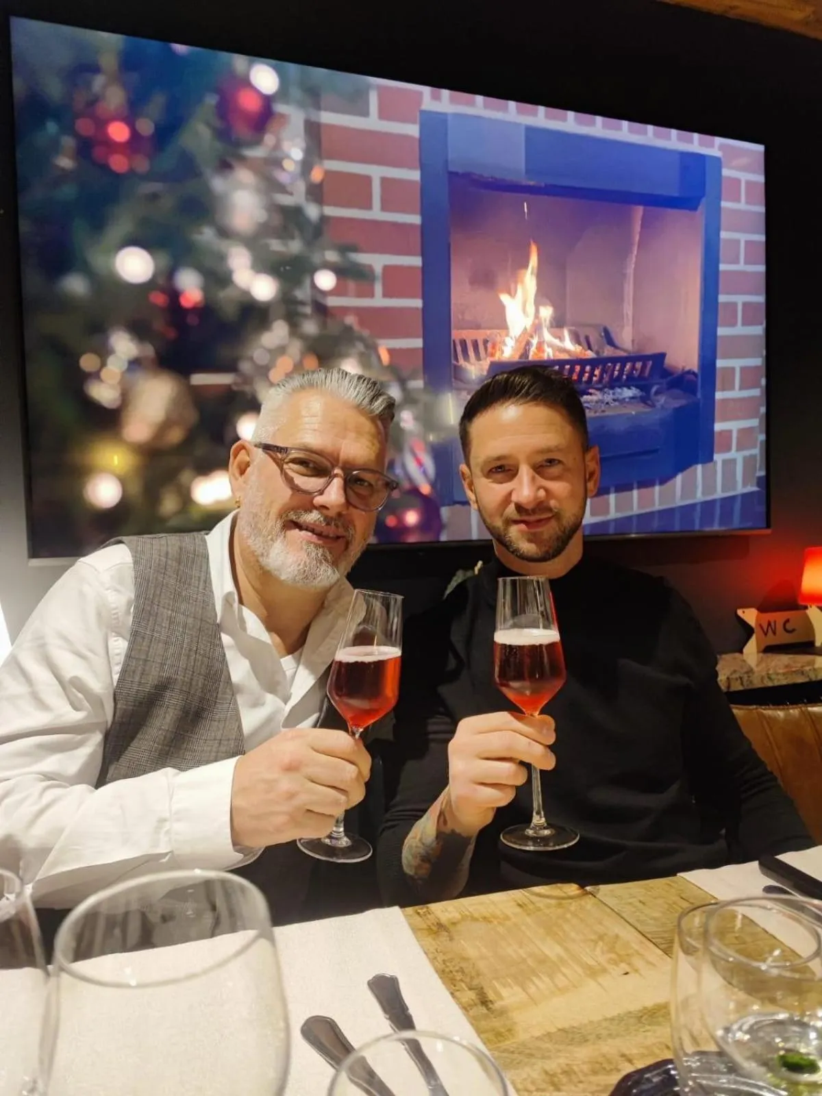 LOGIS HÔTEL, CHALETS et RESTAURANT LES CHATELMINÉS