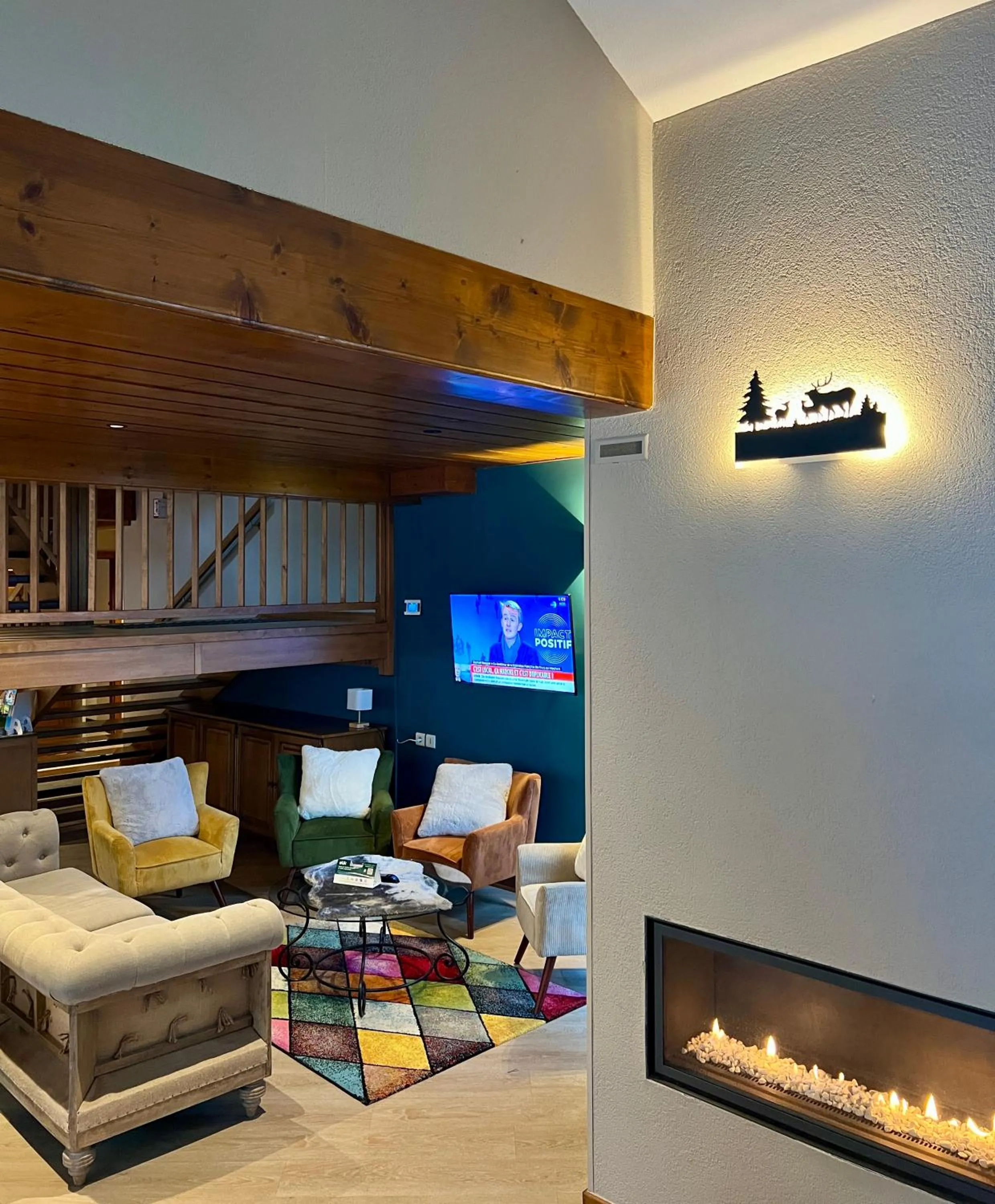 LOGIS HÔTEL, CHALETS et RESTAURANT LES CHATELMINÉS