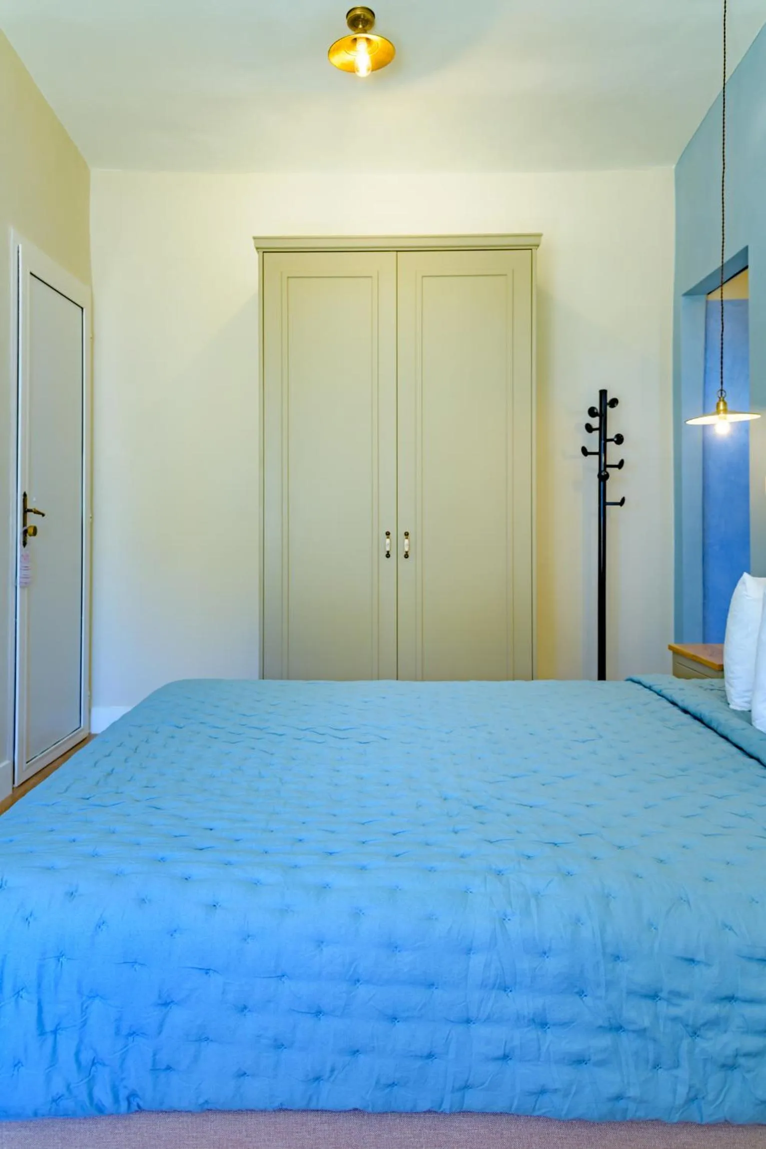 Photo of the whole room, Bed in Panas Hotel