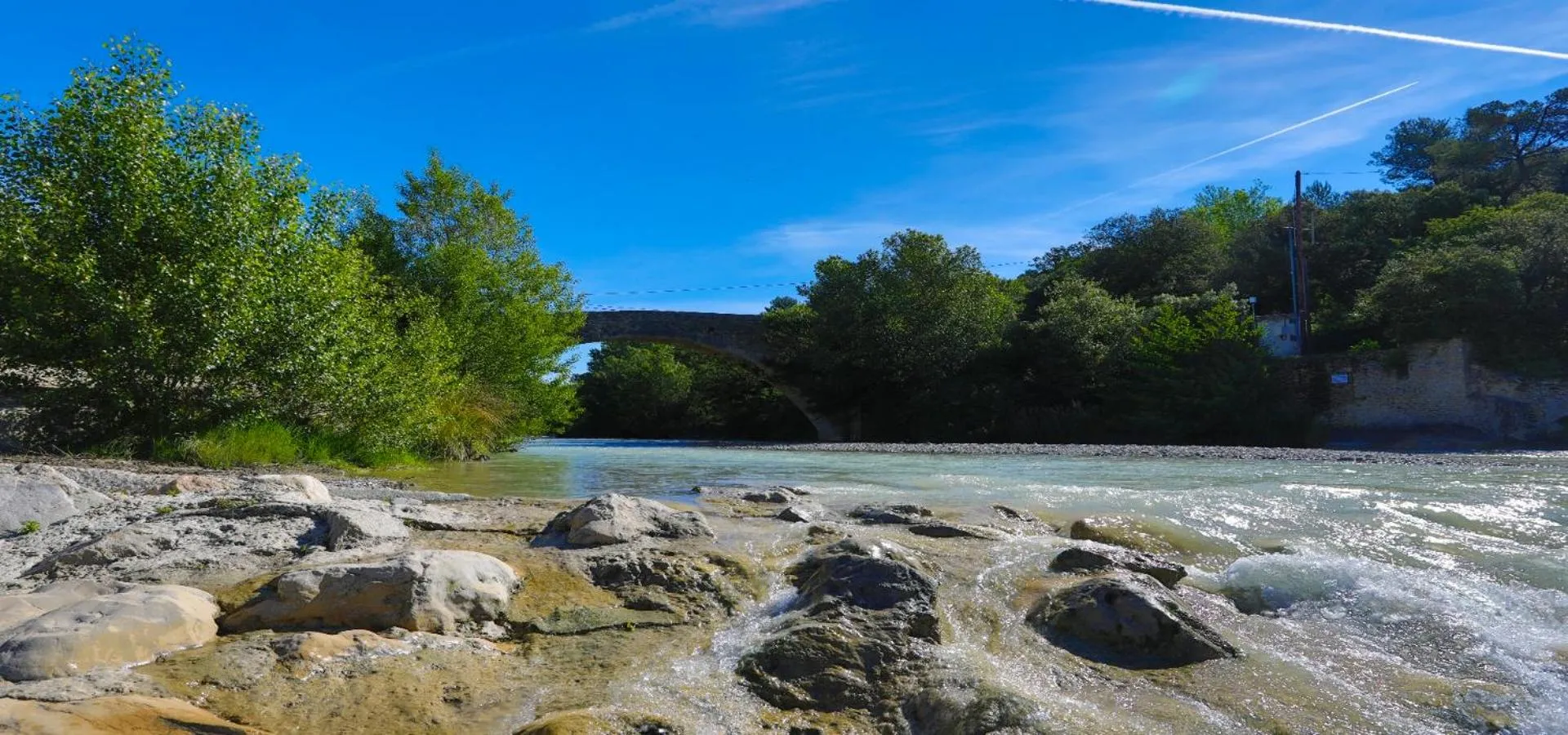 Nearby landmark in le mas de colongene