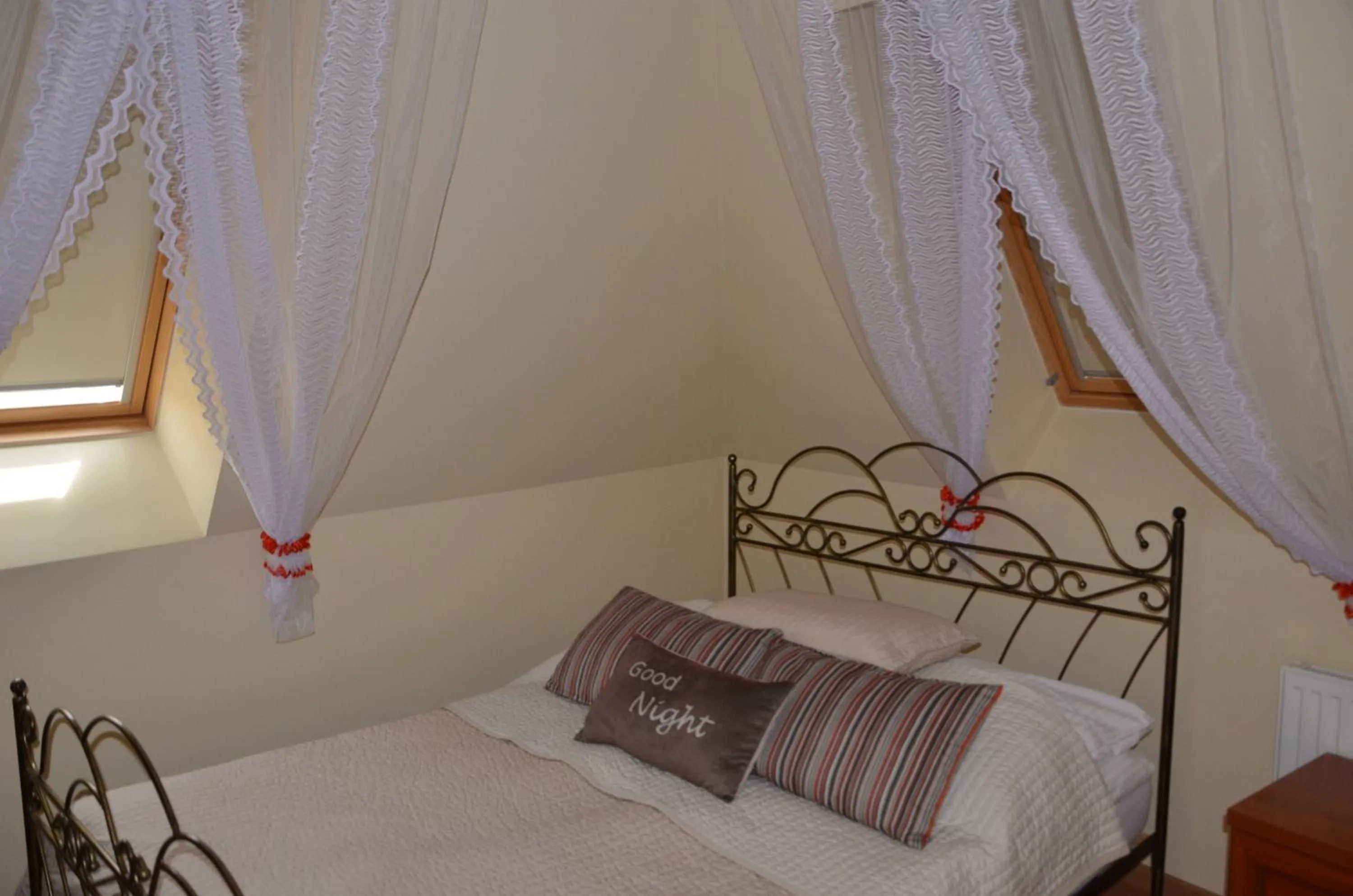 Bed in Luksusowy Apartament przy Plaży Niegocin