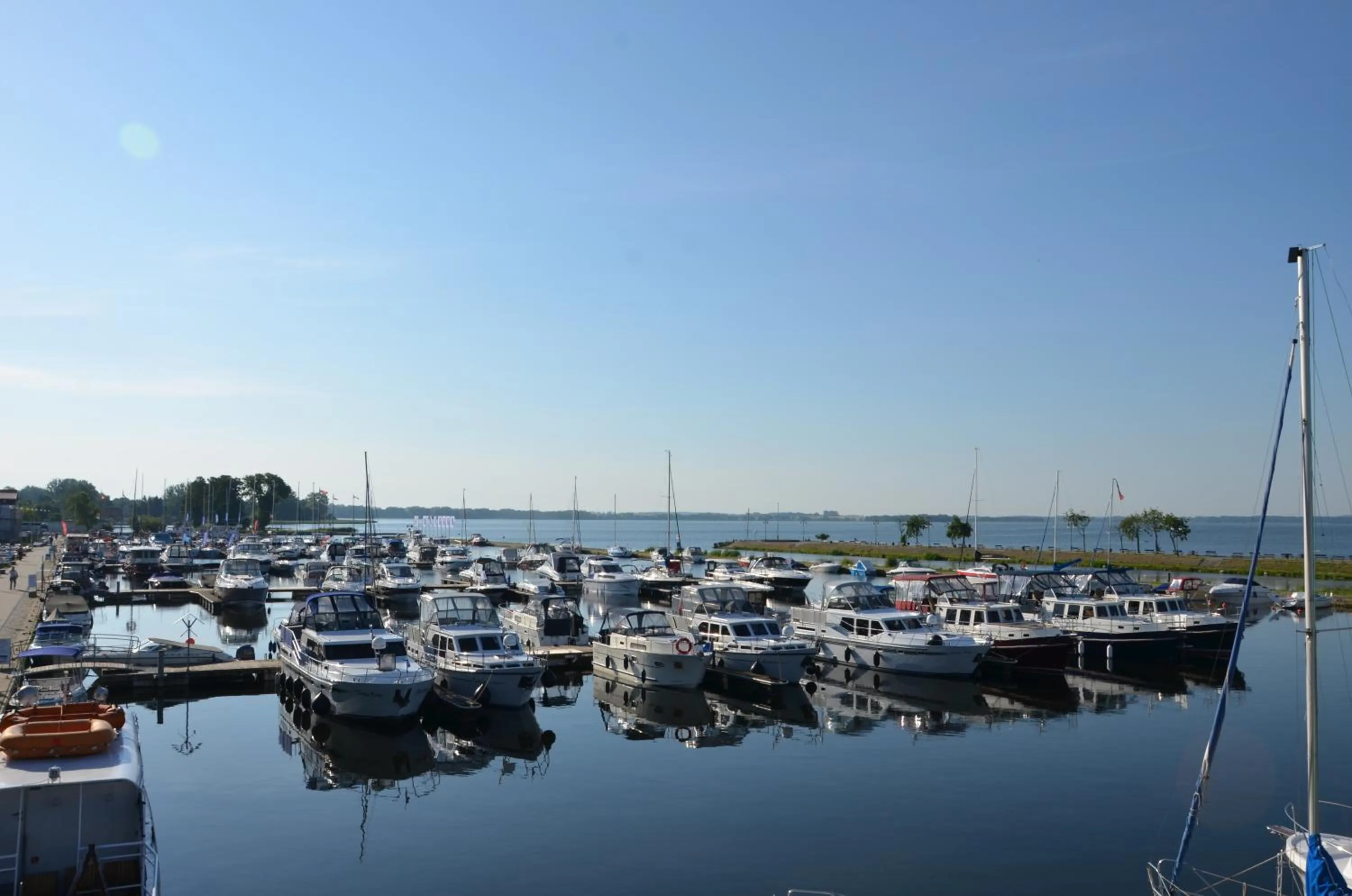 Off site in Luksusowy Apartament przy Plaży Niegocin