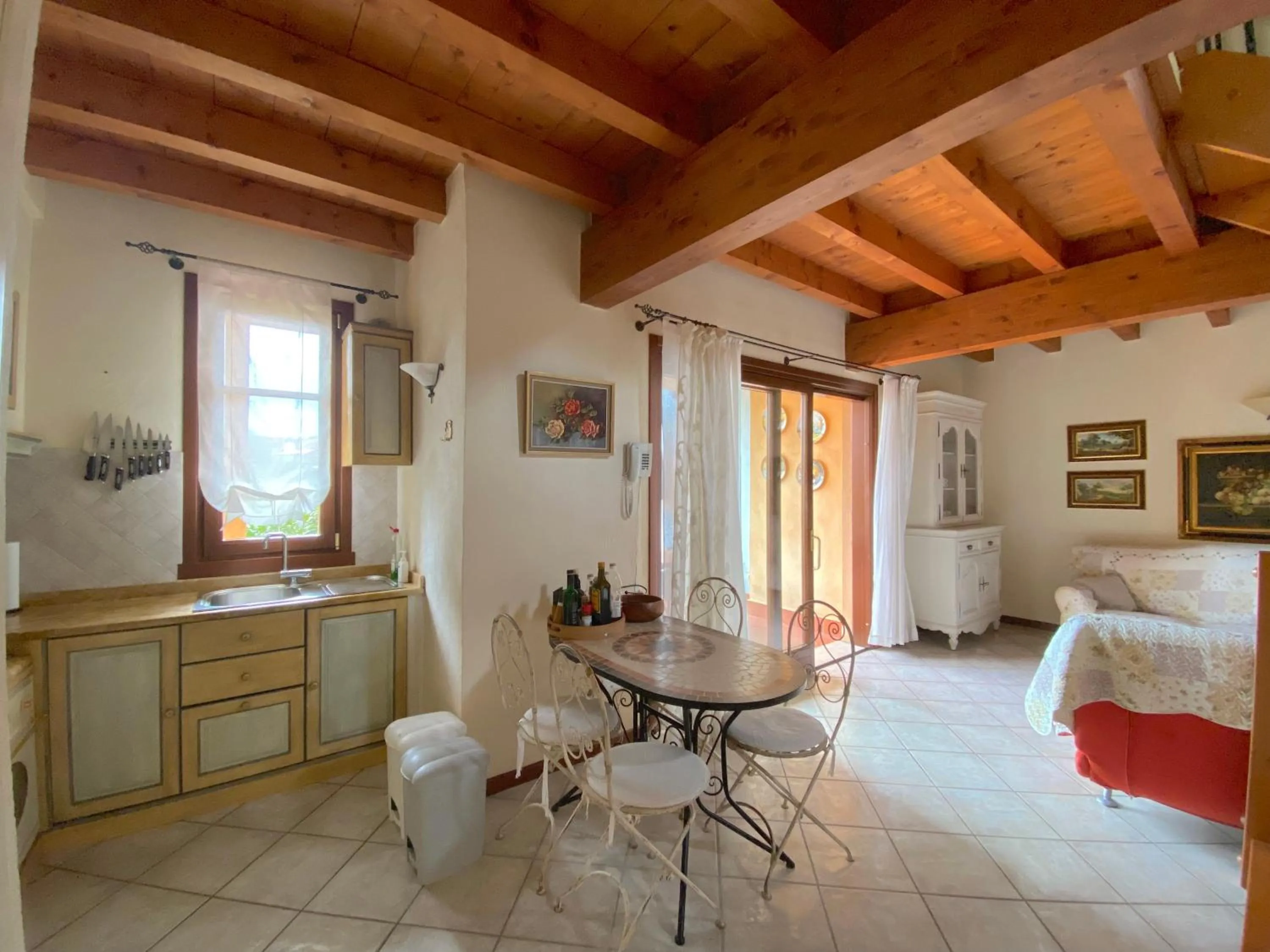 Living room, Bed in Garda Resort Village