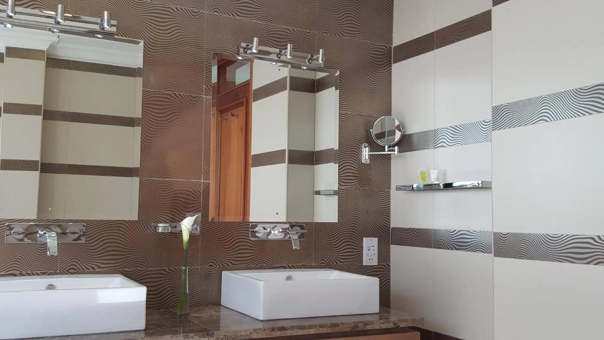 Bathroom in GemSuites Riverside Serviced Apartments and Hotel, Nairobi
