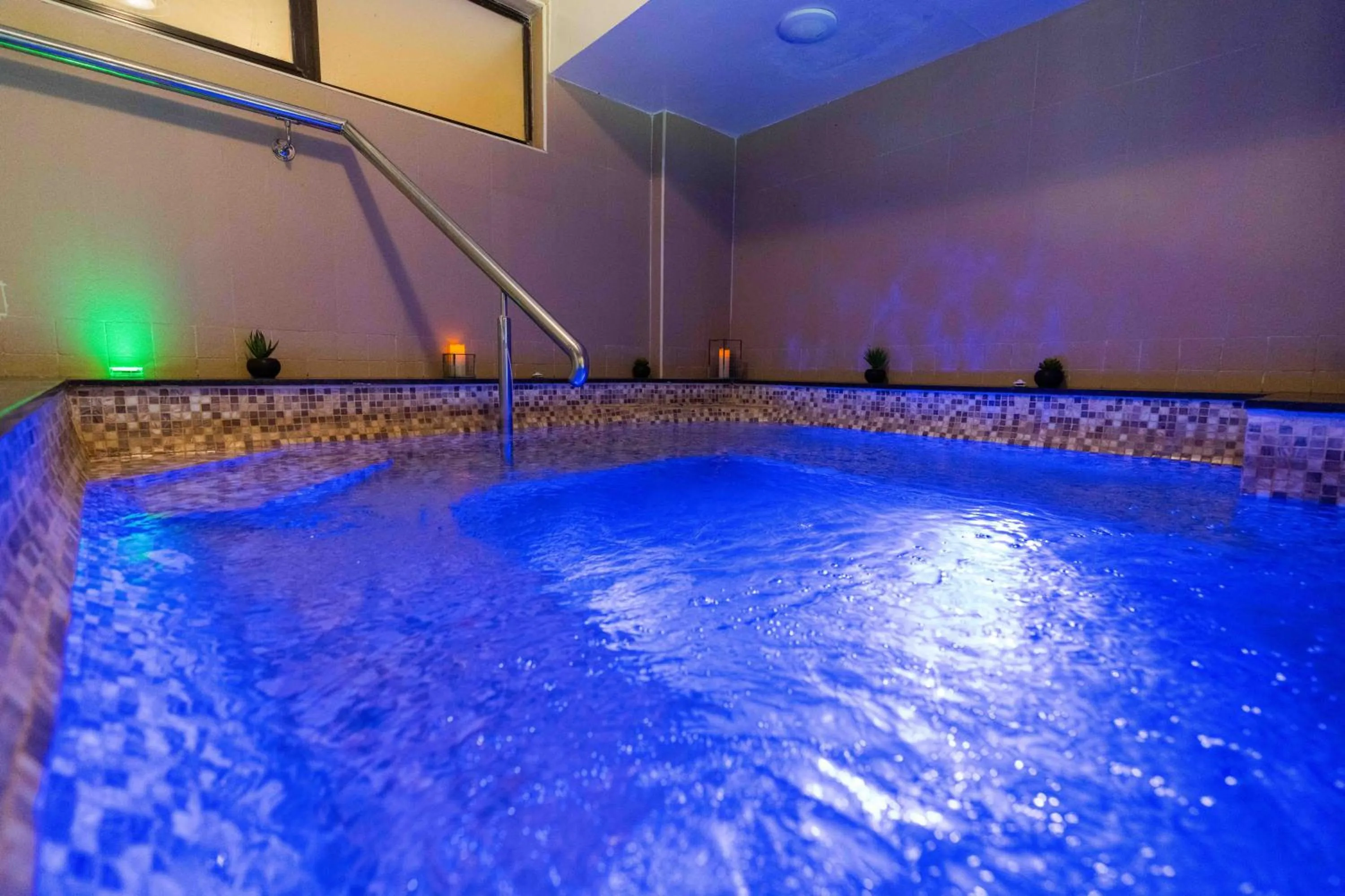 Hot Tub in GemSuites Riverside Serviced Apartments and Hotel, Nairobi