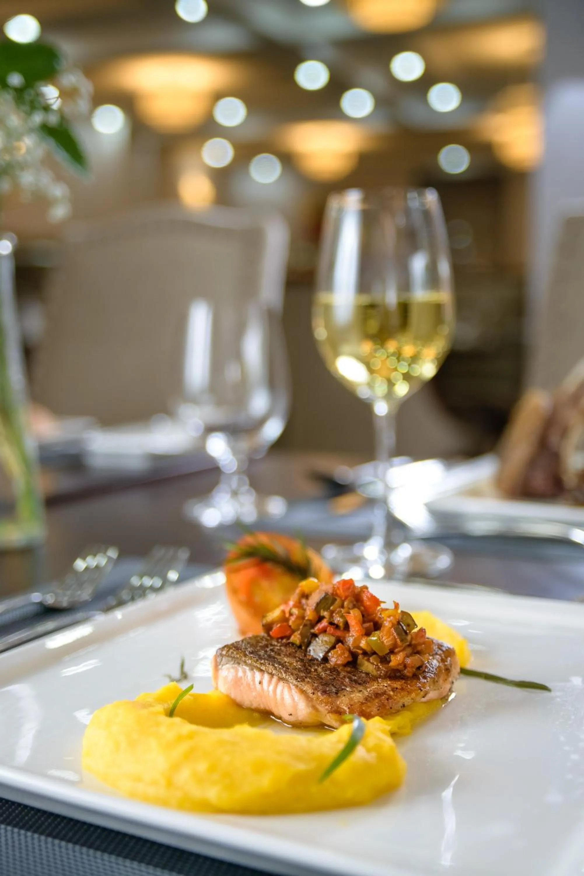 Restaurant/places to eat in GemSuites Riverside Serviced Apartments and Hotel, Nairobi