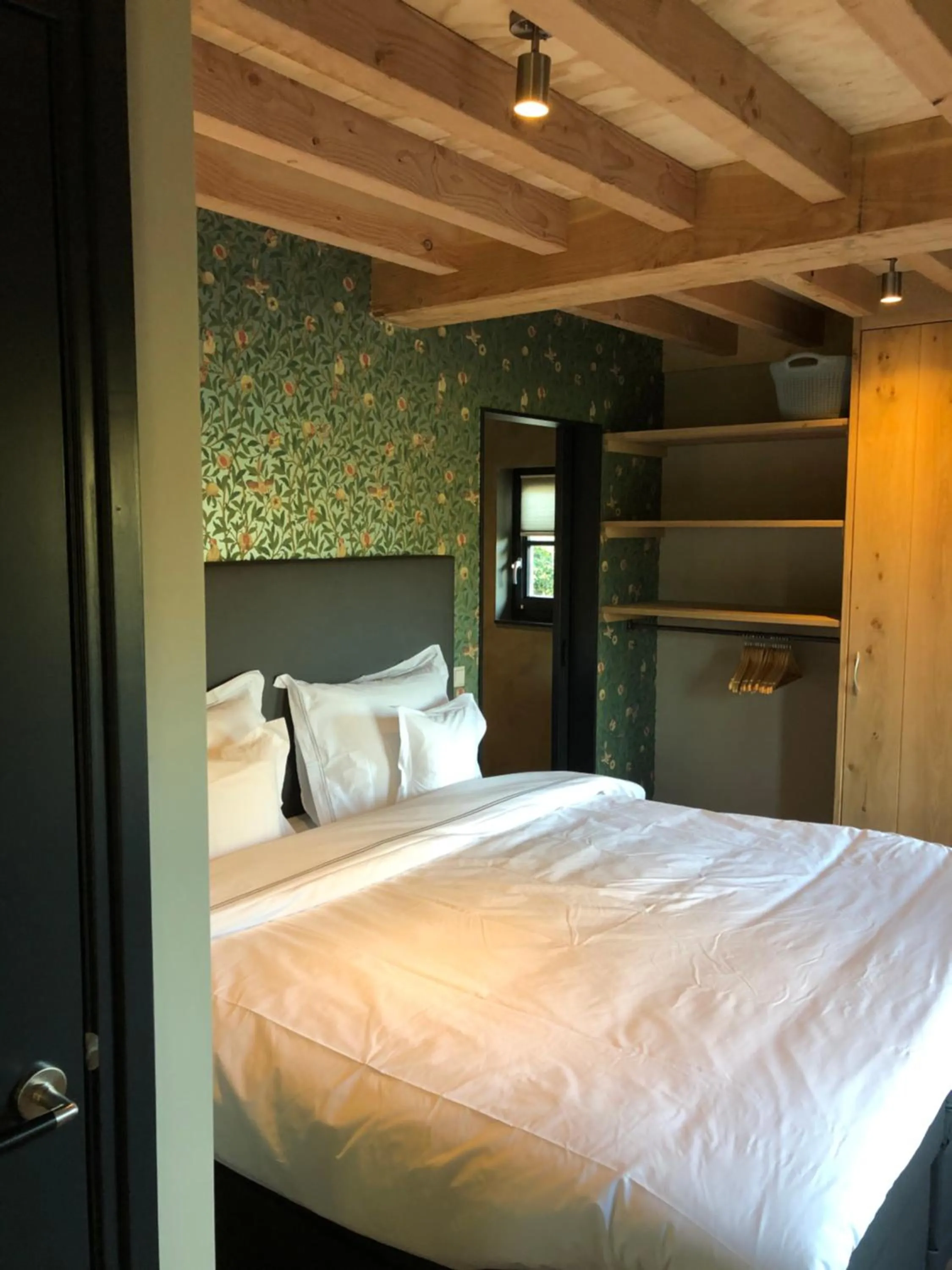 Bedroom, Bed in De Heeren van Tuil