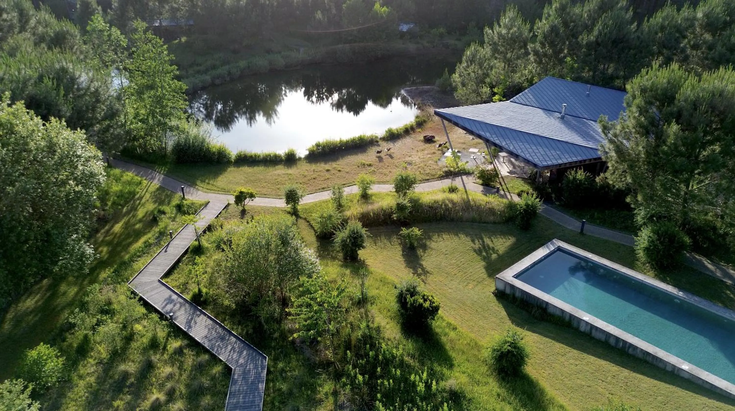 Les Échasses Golf & Surf Eco Lodge