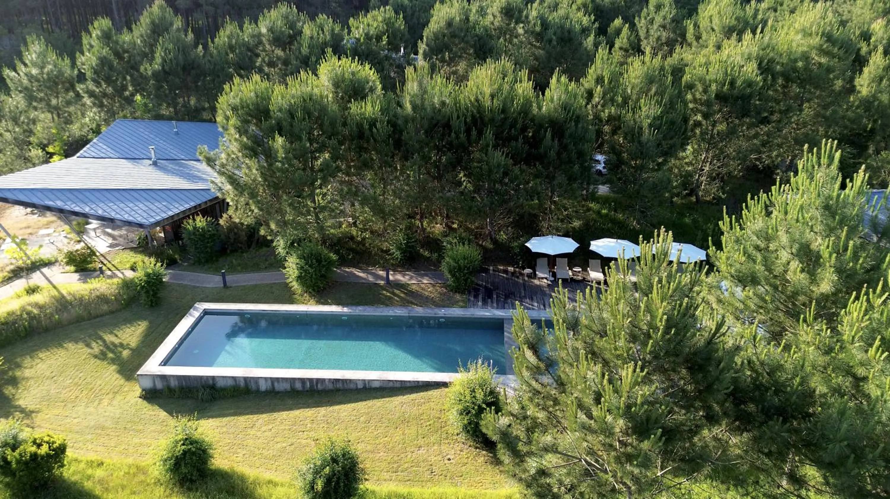 Les Échasses Golf & Surf Eco Lodge