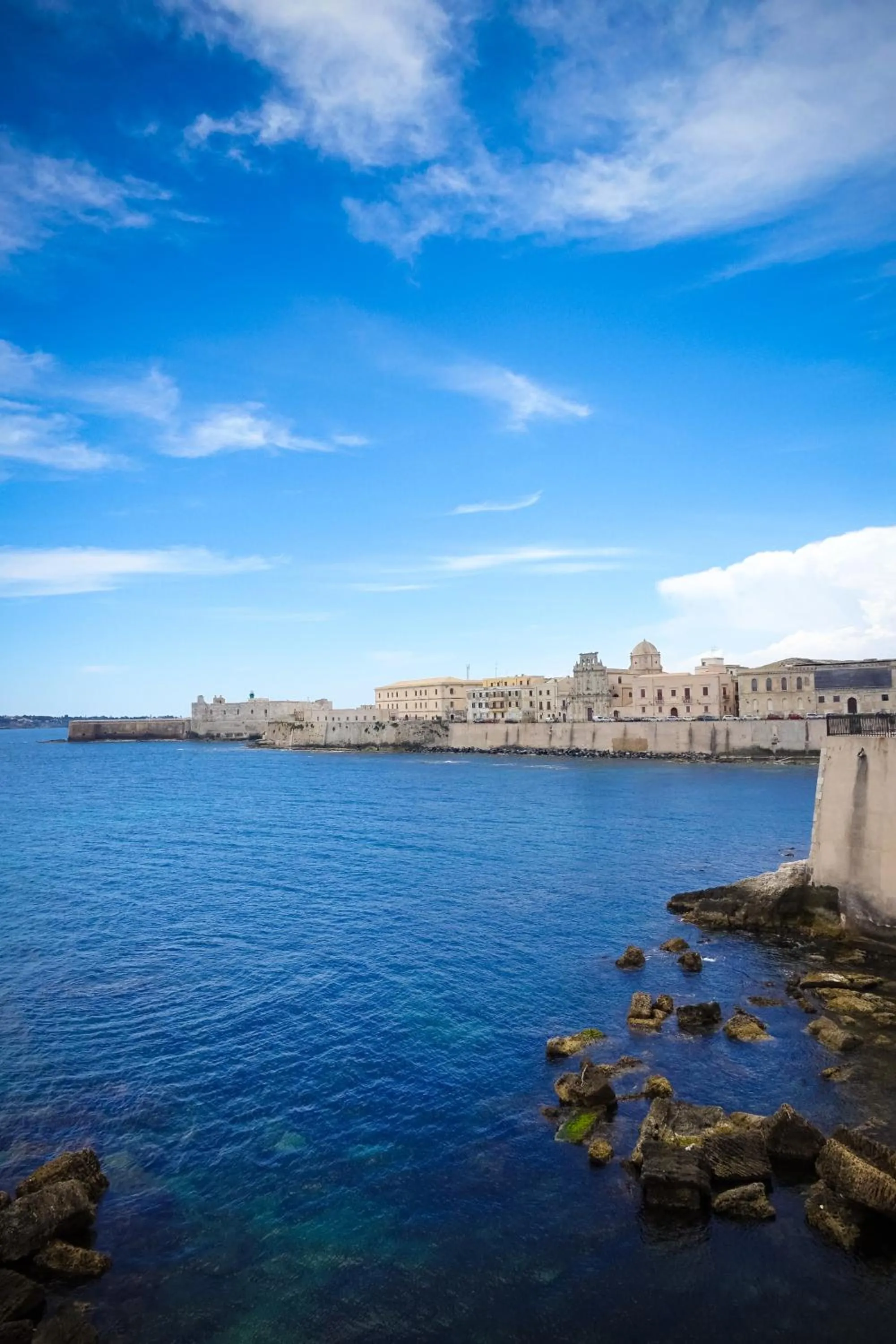 Neighbourhood in BB Opera Dei Pupi