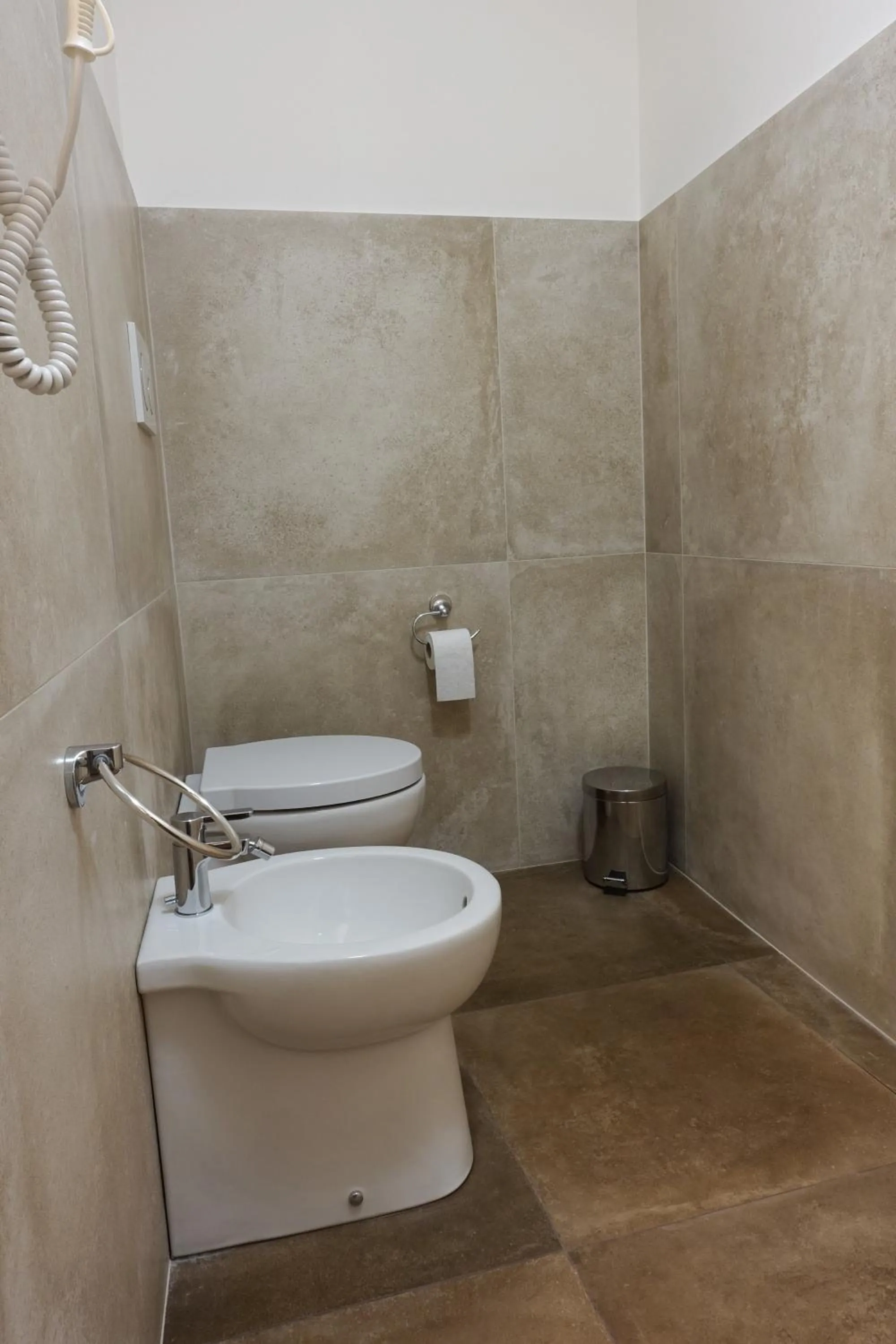 Bathroom in BB Opera Dei Pupi