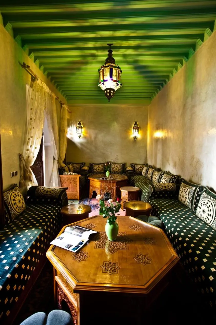 Riad Tidar by Phoenix