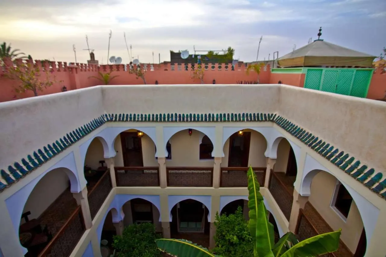 Riad Tidar by Phoenix