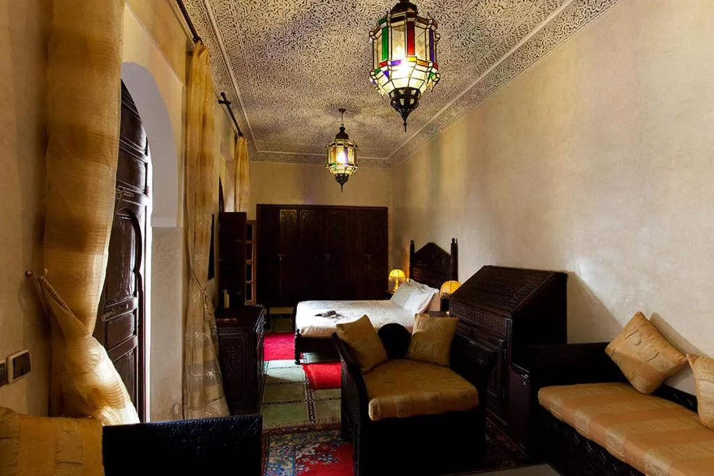 Riad Tidar by Phoenix