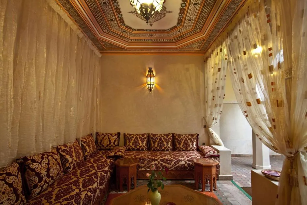 Riad Tidar by Phoenix