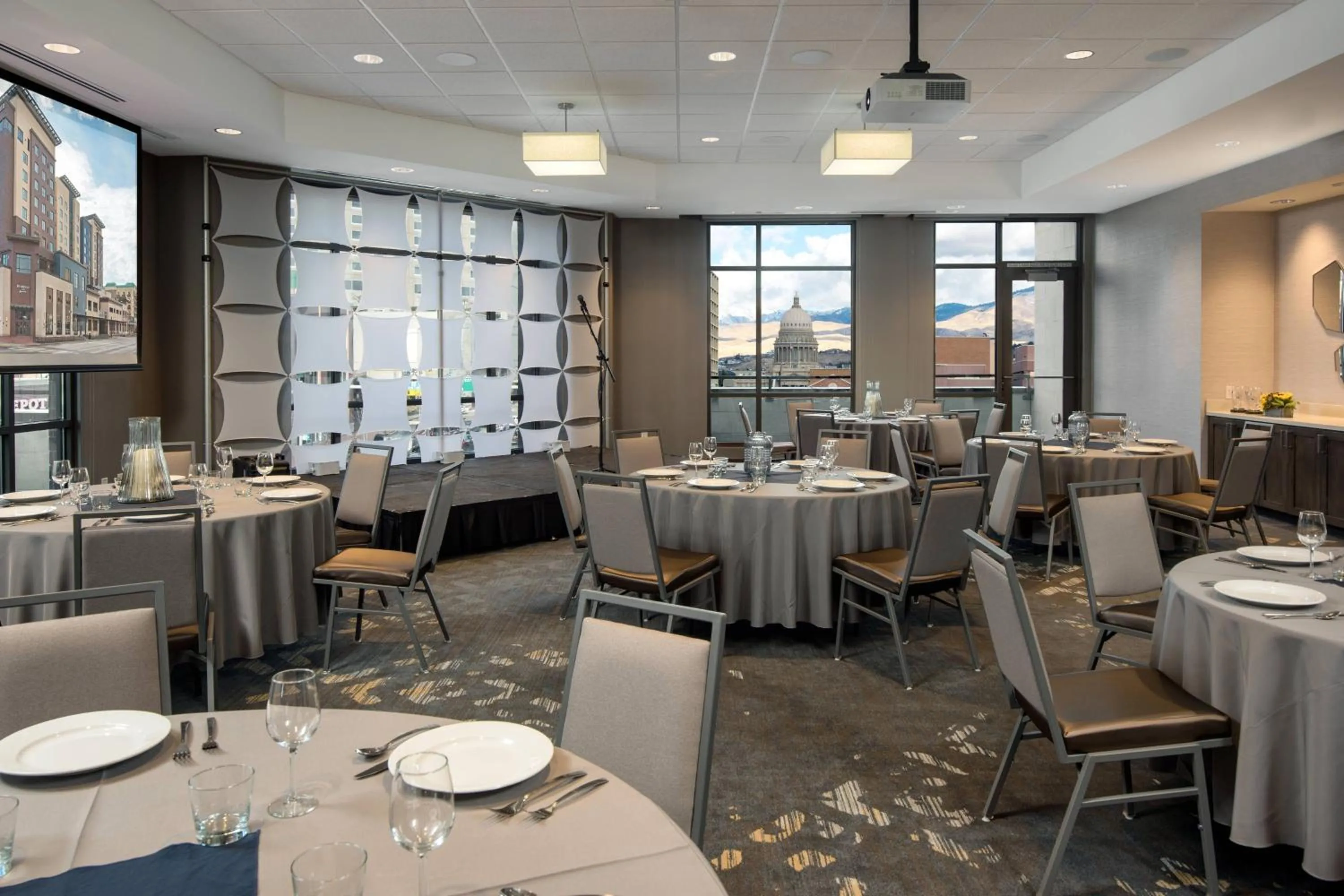 Meeting/conference room in Residence Inn by Marriott Boise Downtown City Center