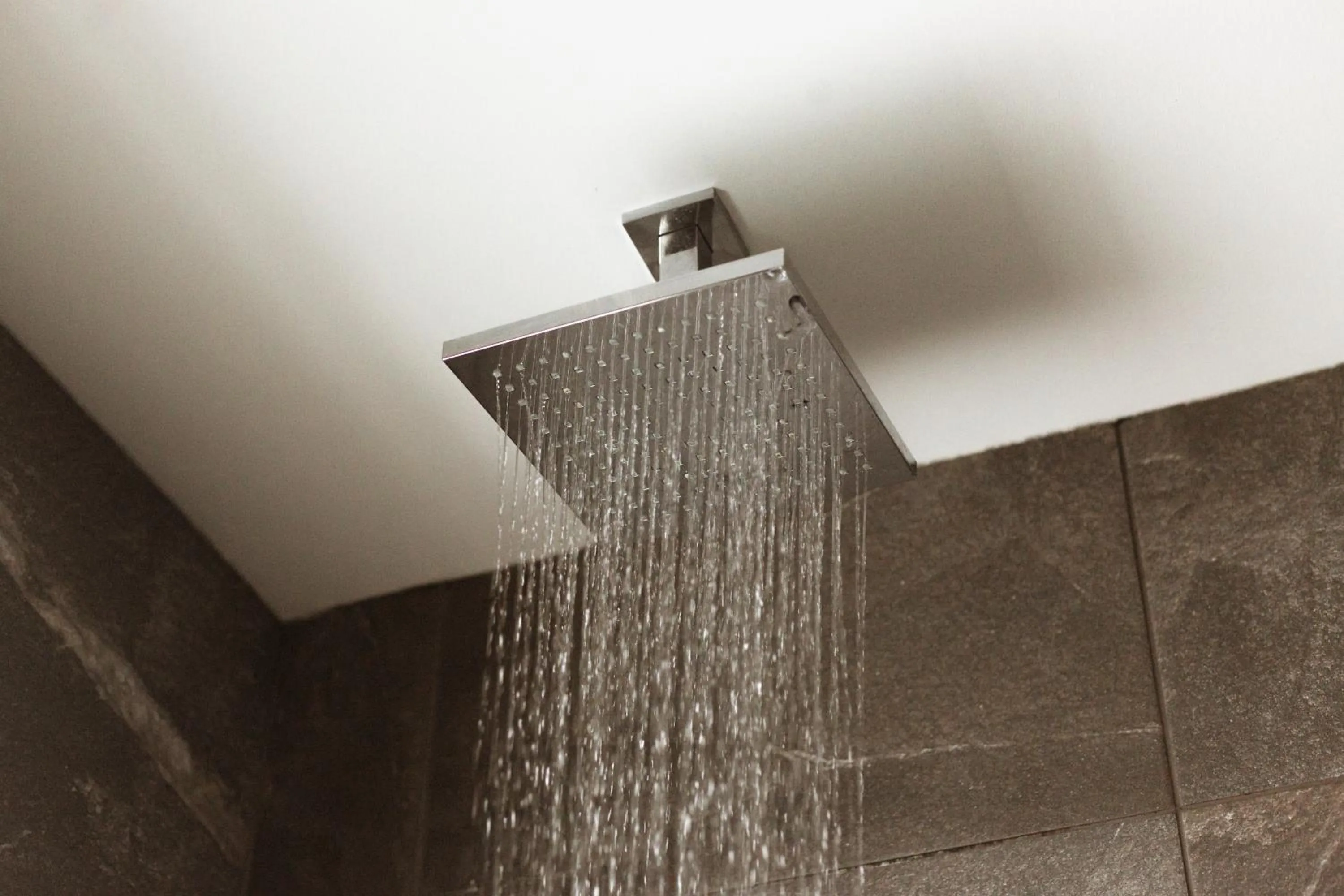 Shower in HIDEOUT Hotel