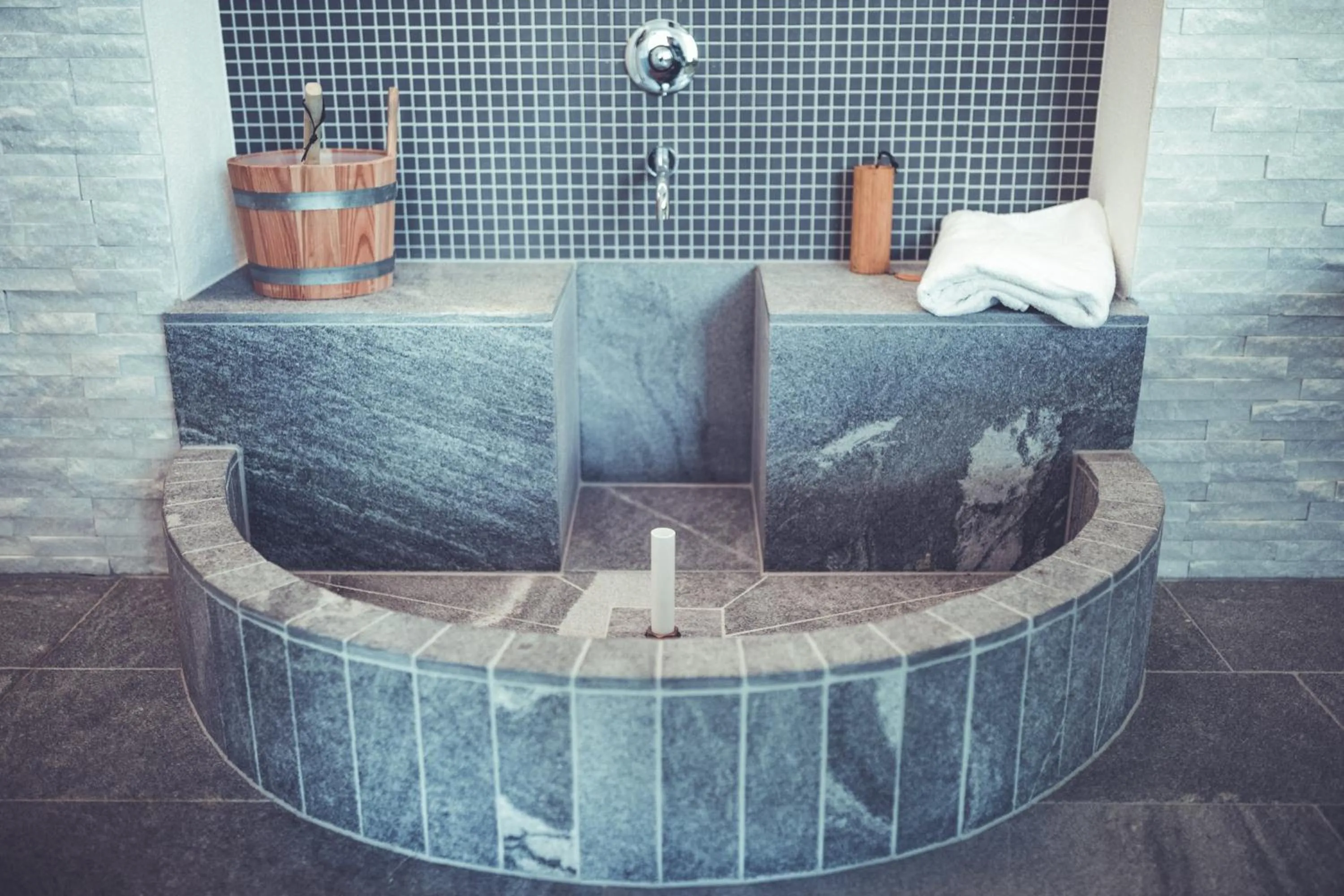 Spa and wellness centre/facilities in Albergo Porta Verzasca