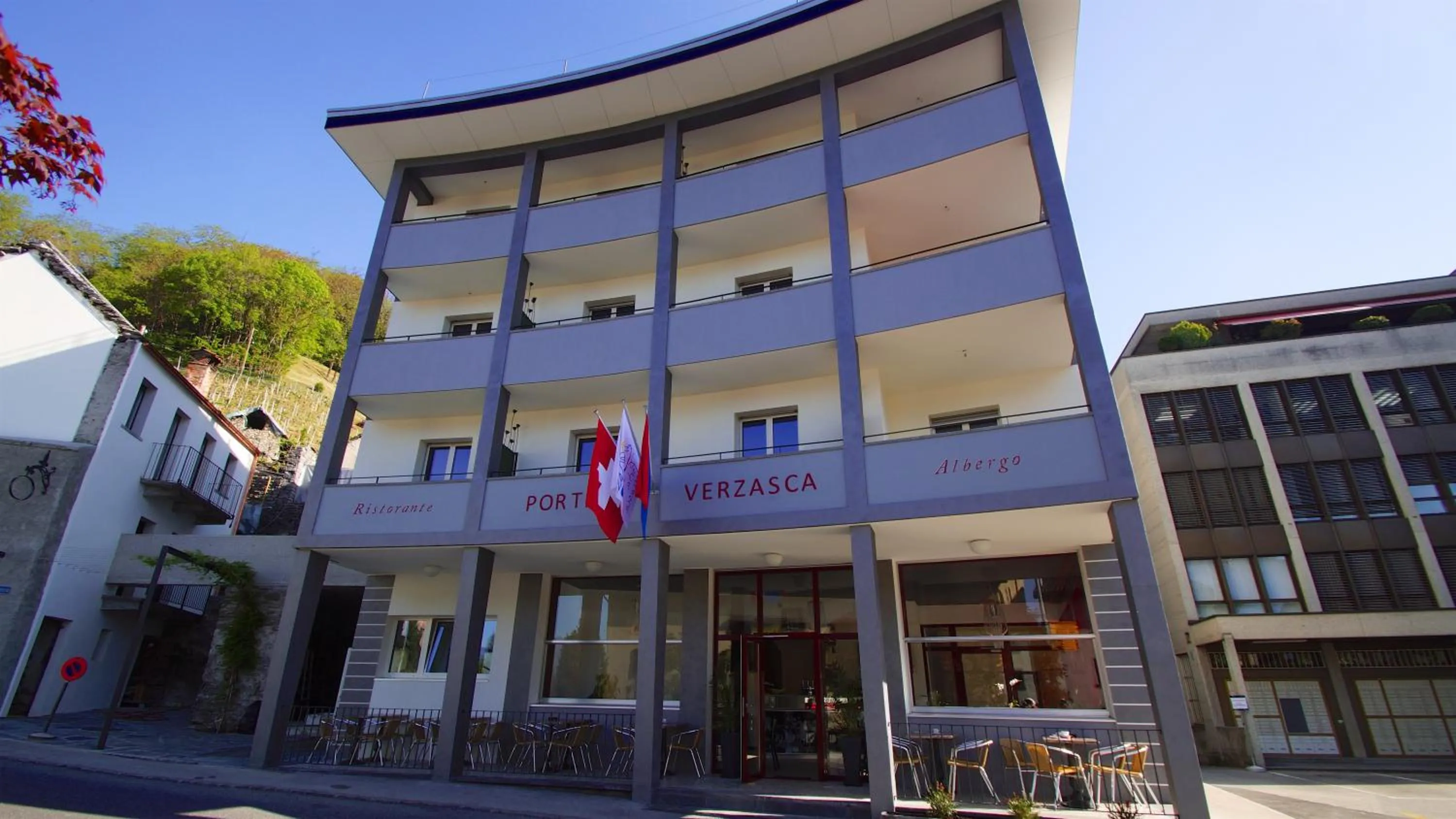 Facade/entrance in Albergo Porta Verzasca