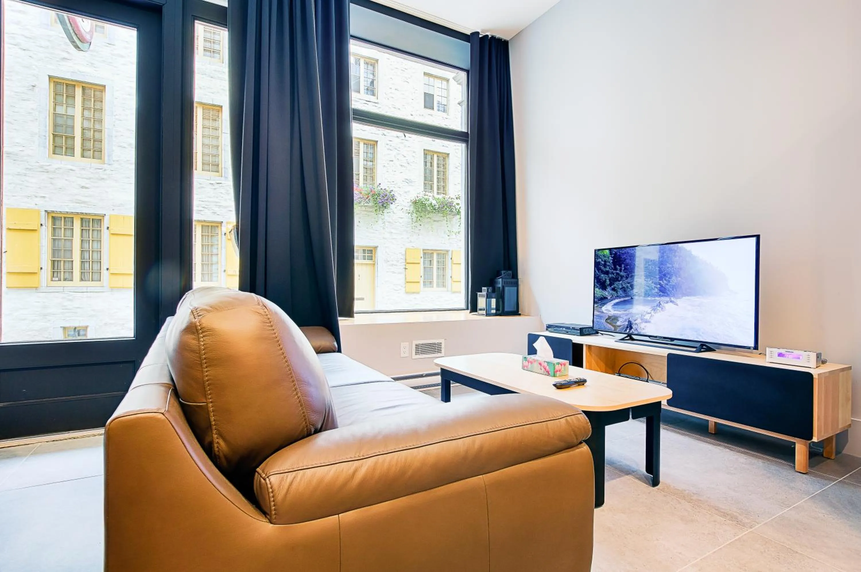 TV and multimedia in Les Lofts Champlain - Par Les Lofts Vieux-Québec