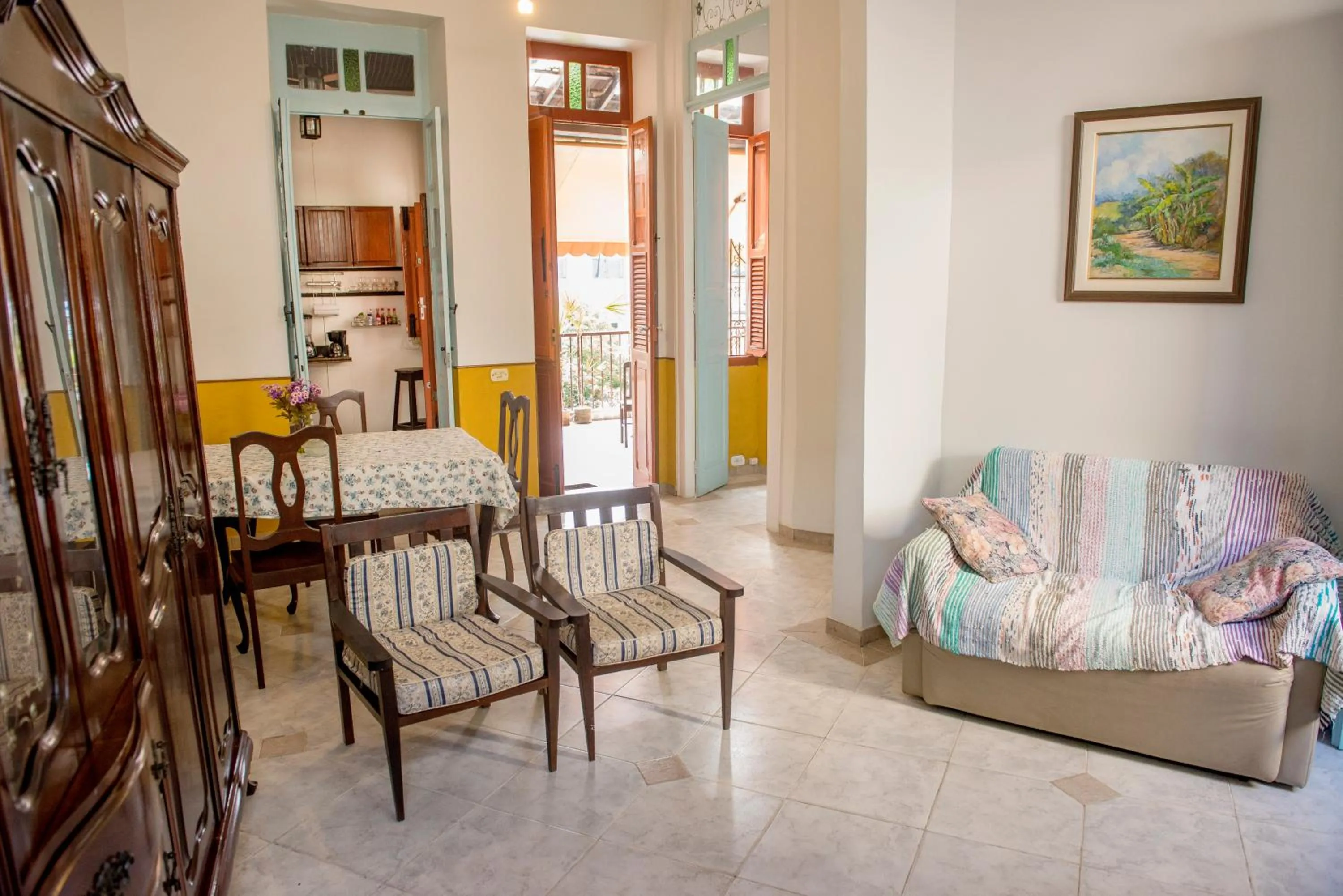 Communal lounge/ TV room in Rio Antigo