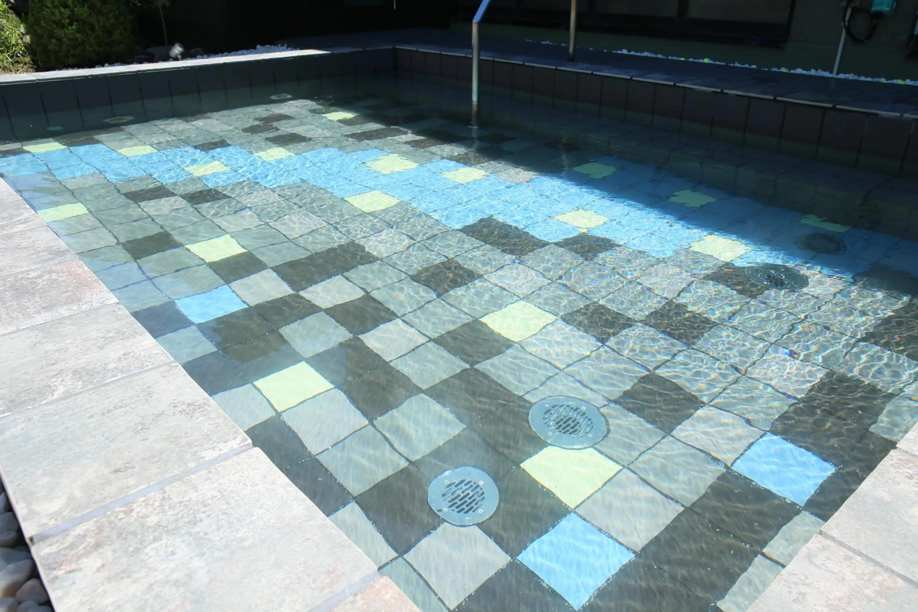 Open Air Bath in Tokachi Nauman Onsen Hotel arco