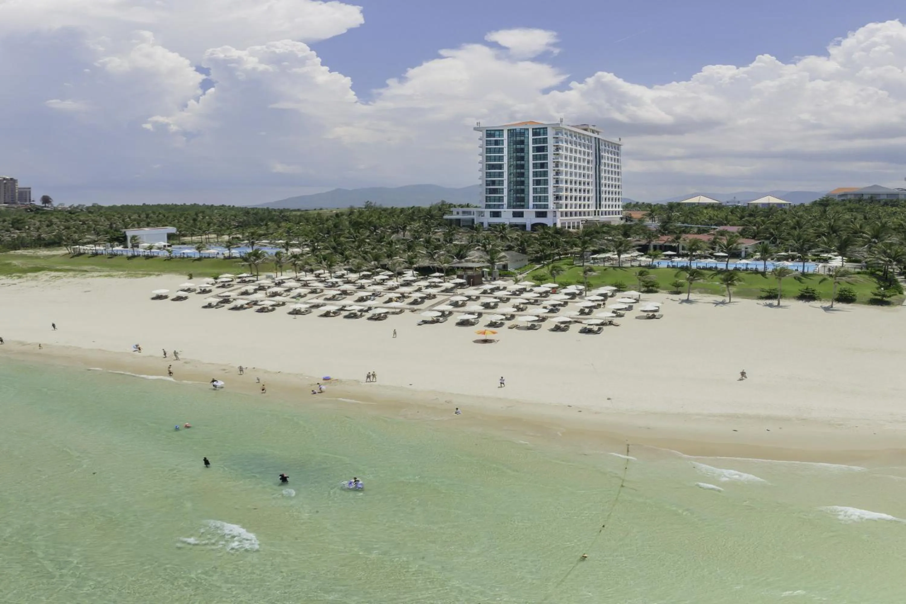 Beach in Swandor Cam Ranh Resort-Ultra All Inclusive