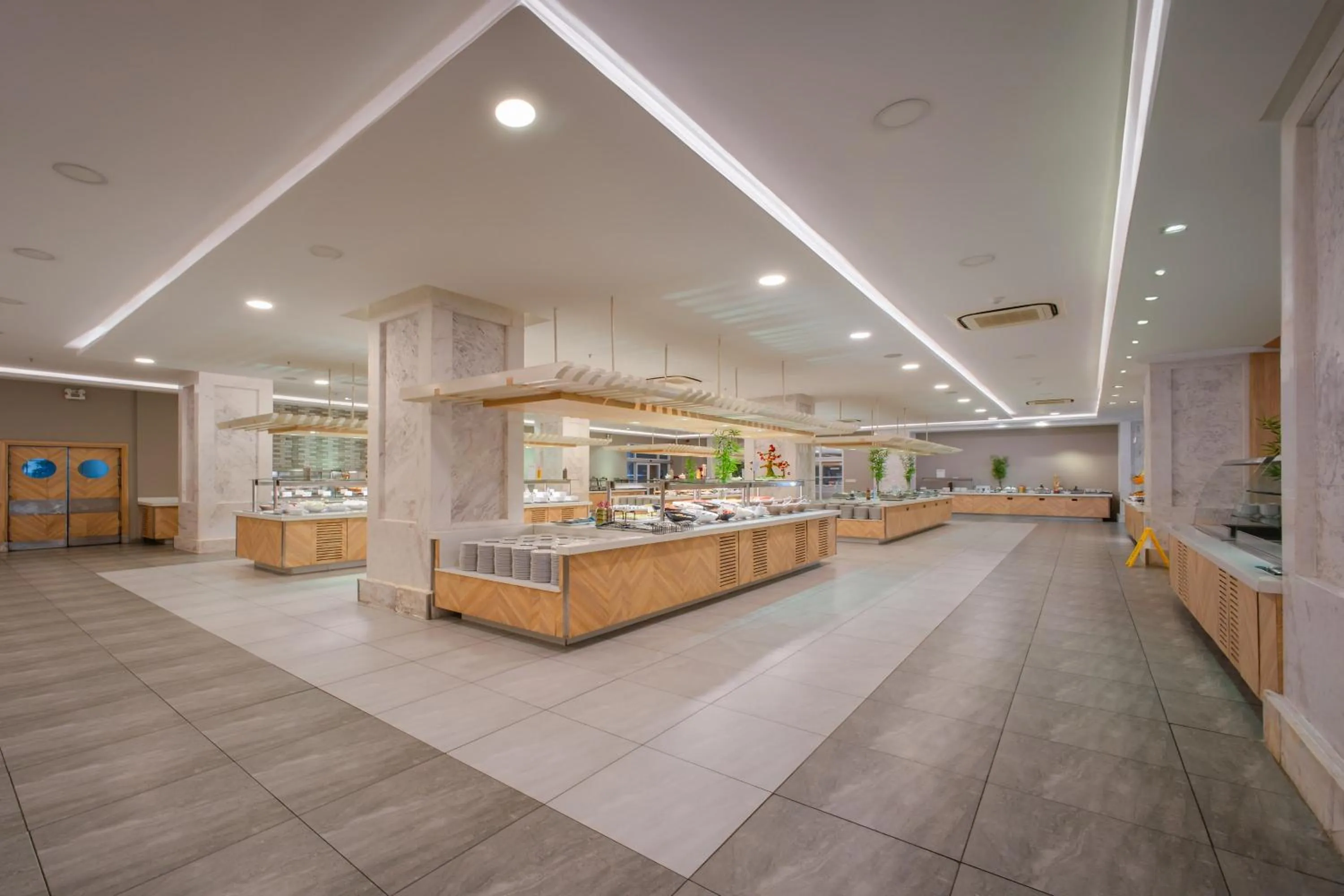 Restaurant/places to eat in Swandor Cam Ranh Resort-Ultra All Inclusive