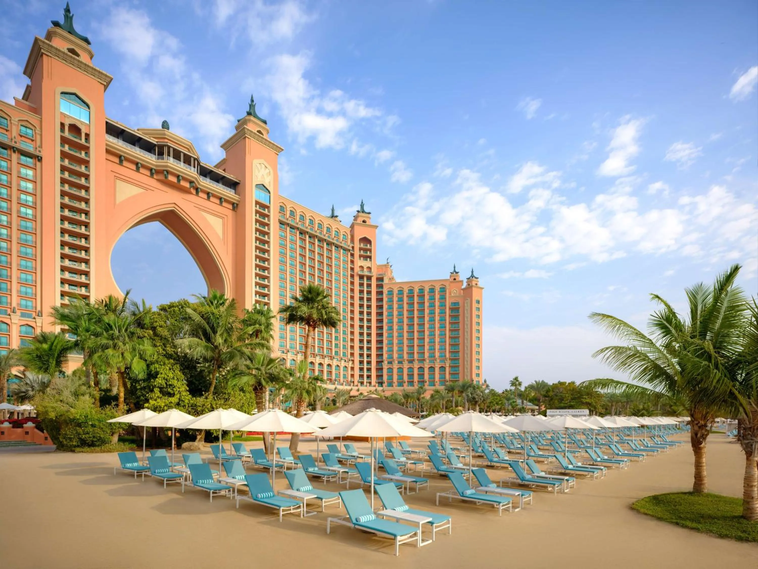 Beach in Atlantis, The Palm