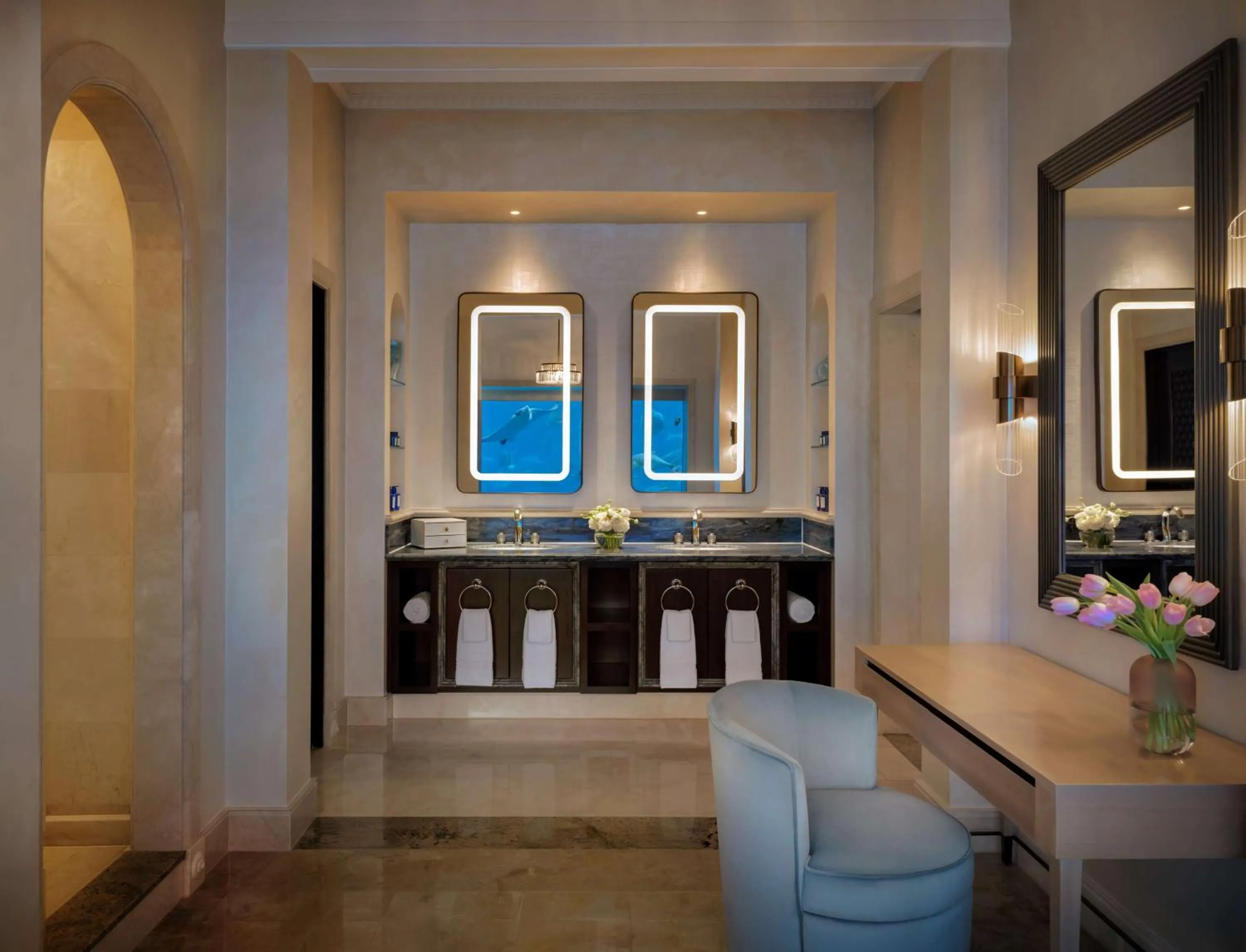 Bathroom in Atlantis, The Palm