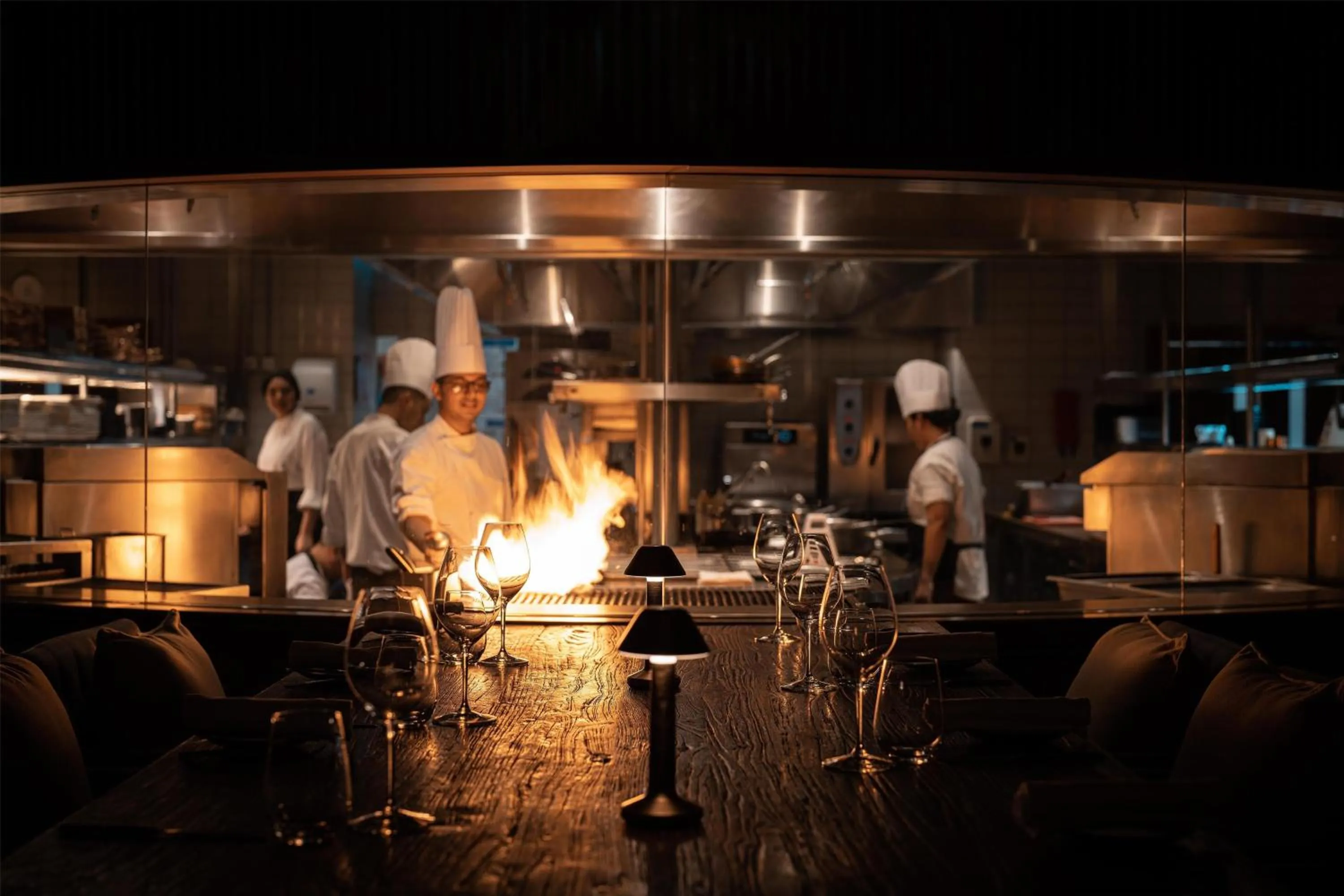 Restaurant/places to eat in Atlantis, The Palm