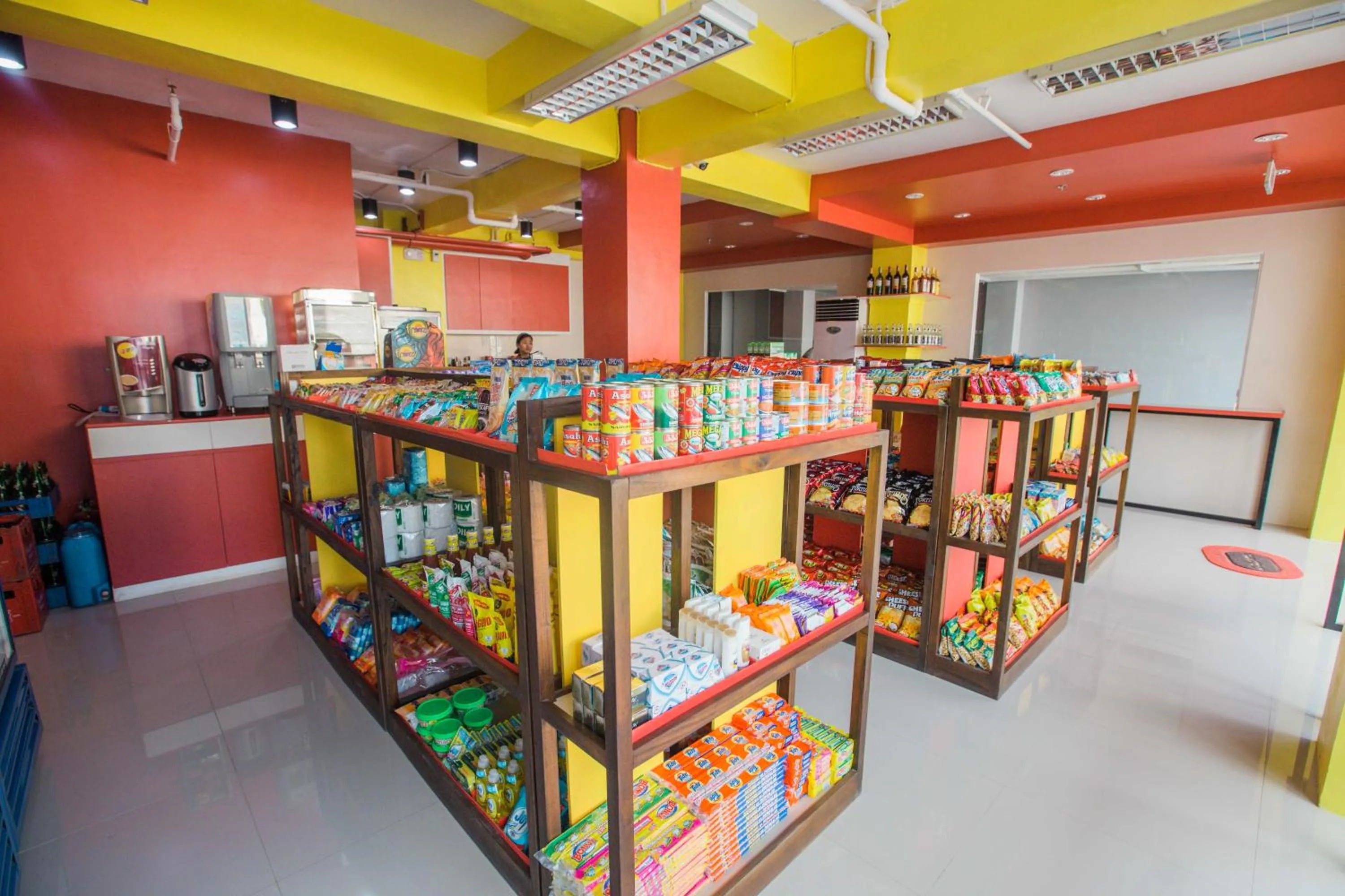 On-site shops in Bed and Bath Serviced Suites