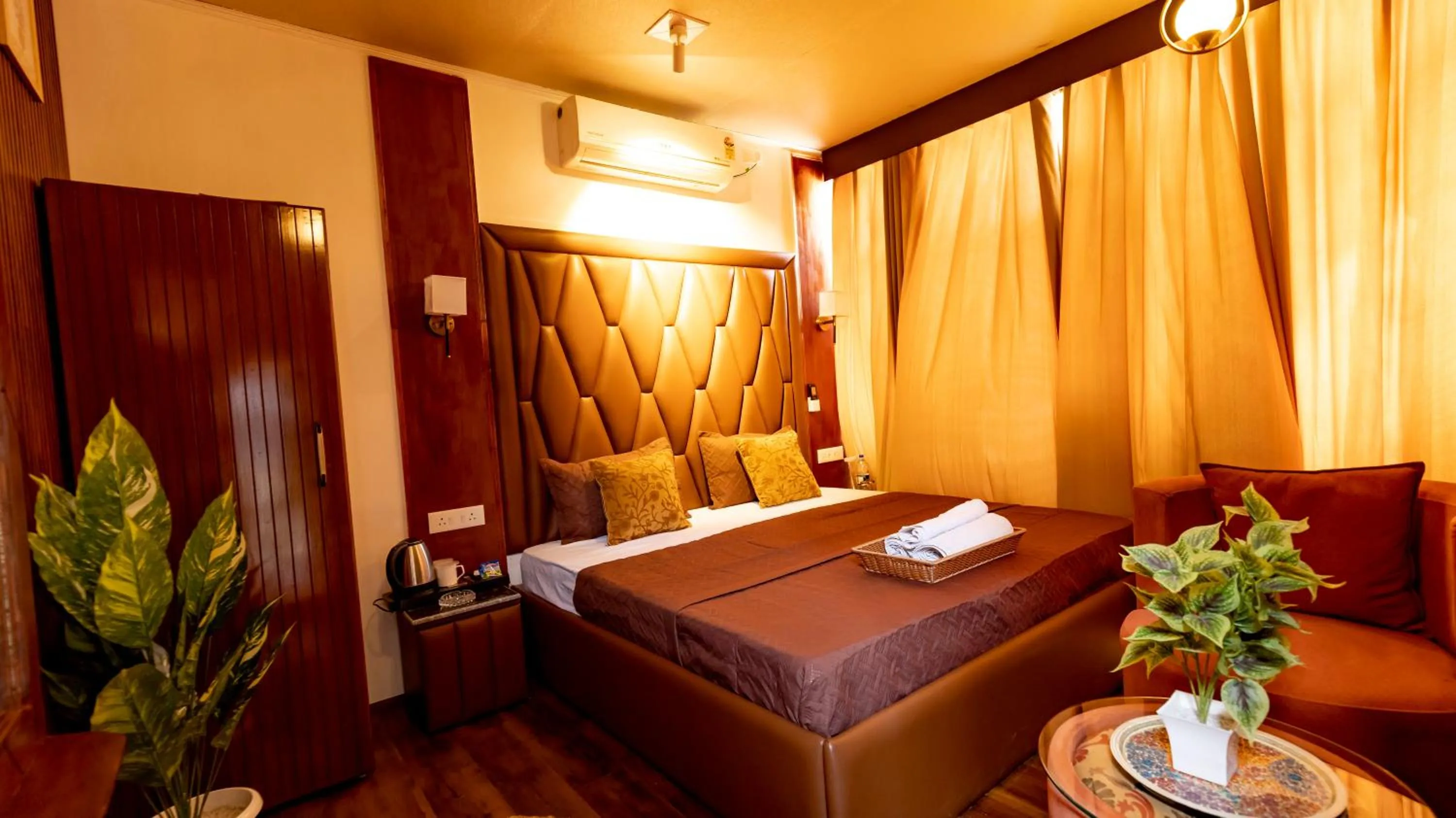 Bed in Walisons Peace Resort