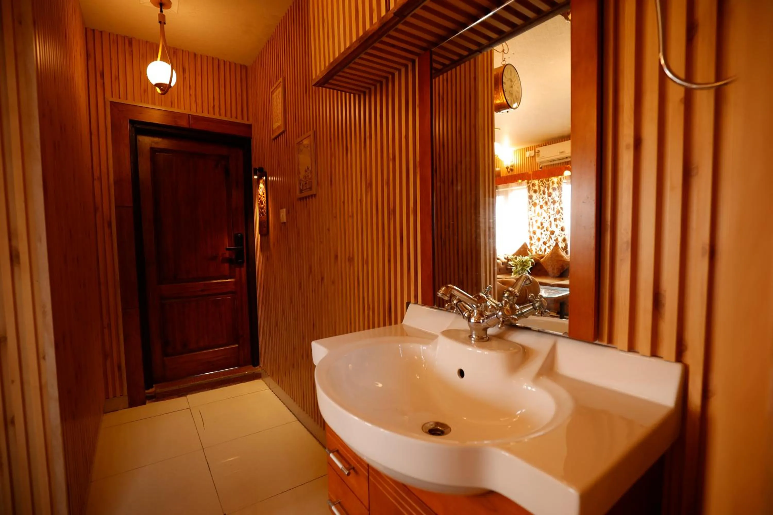 Walisons Peace Resort