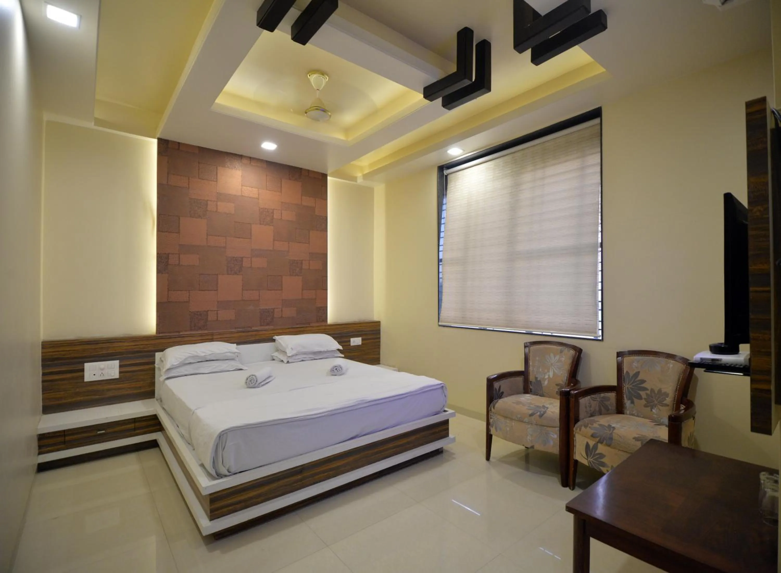 Bed in Hotel Radhe Krishna