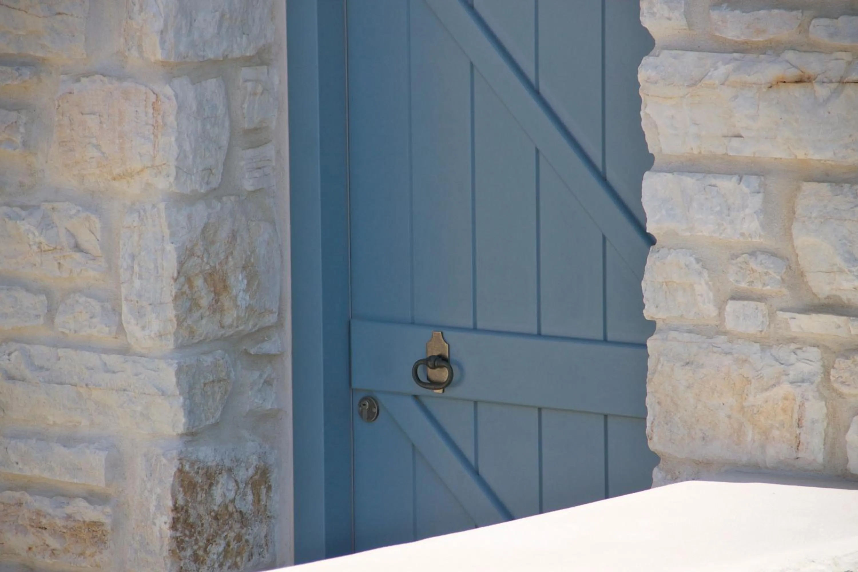 Property building in Nomads House