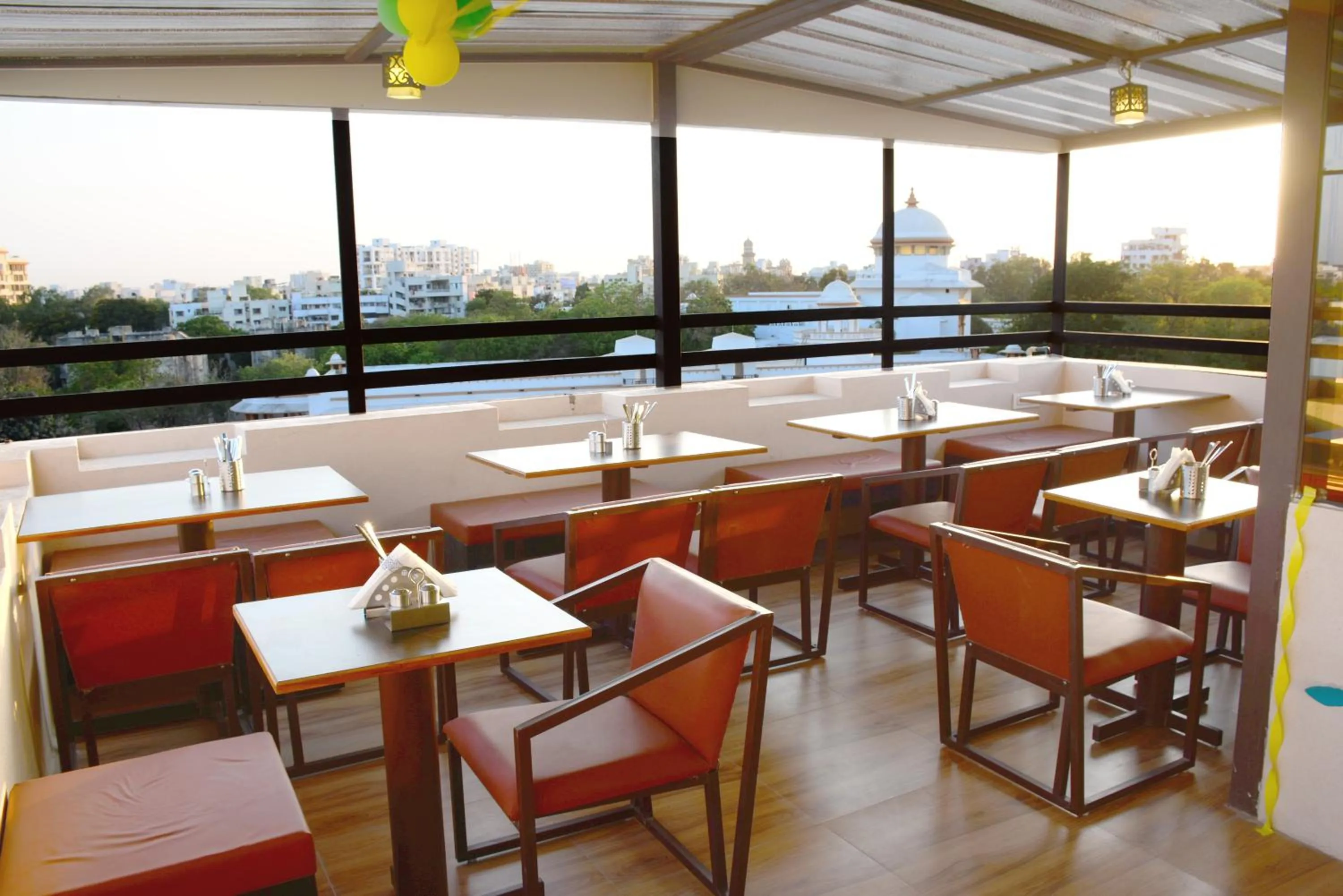 Restaurant/places to eat in Lime Tree Hotel