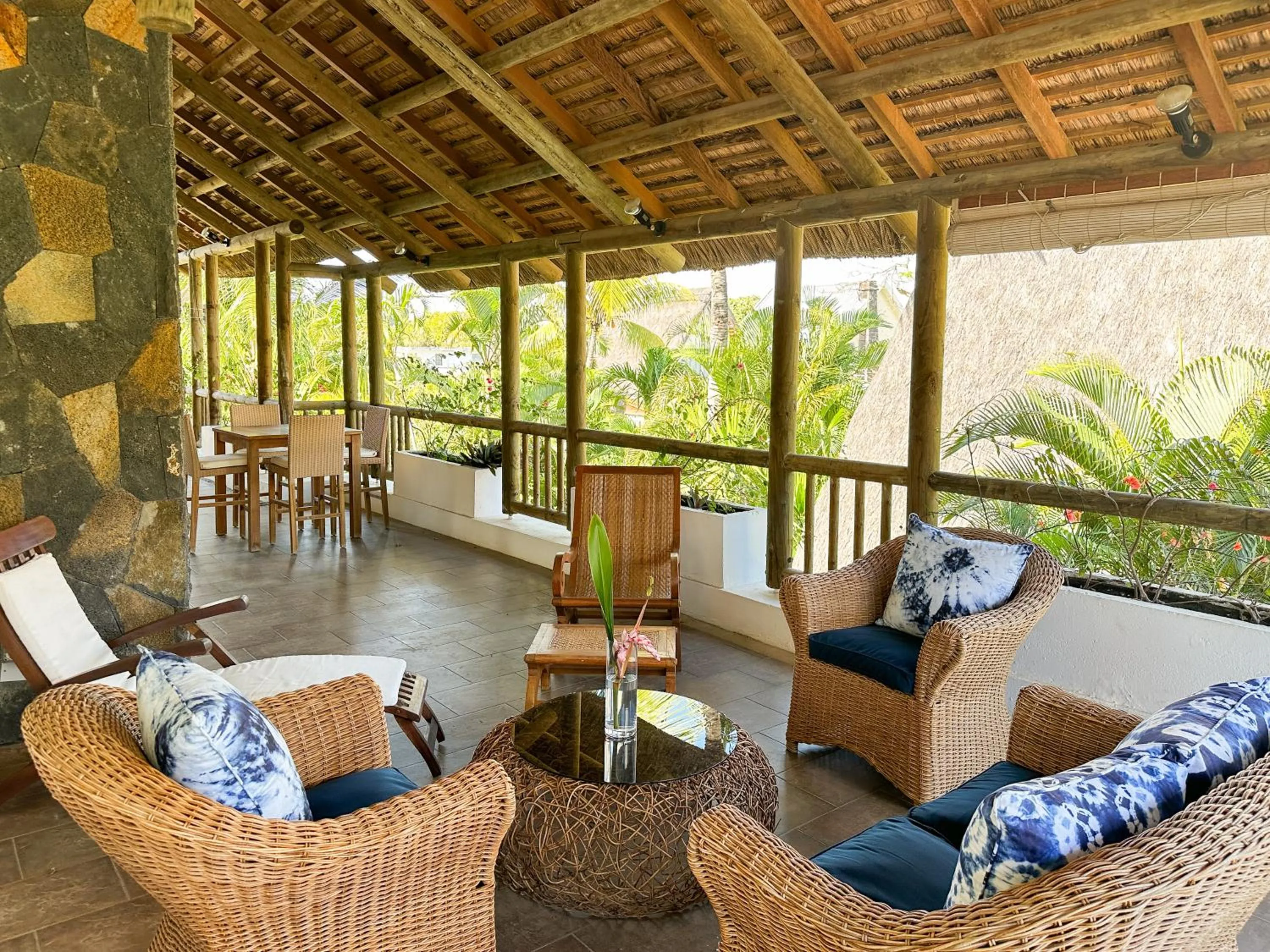 Balcony/Terrace in Blue Bird