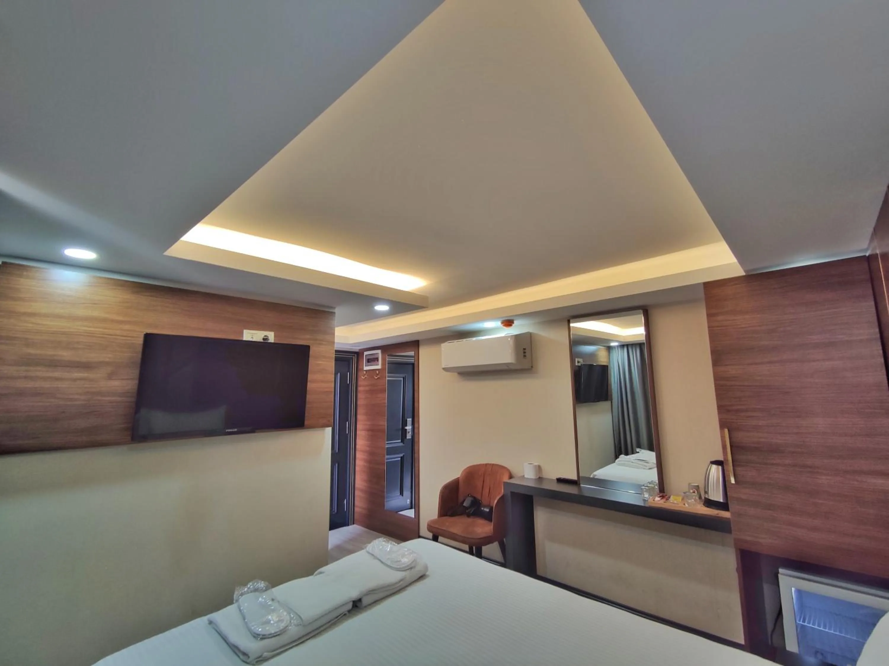 Bed in The Golden Pera's Hotel & Spa