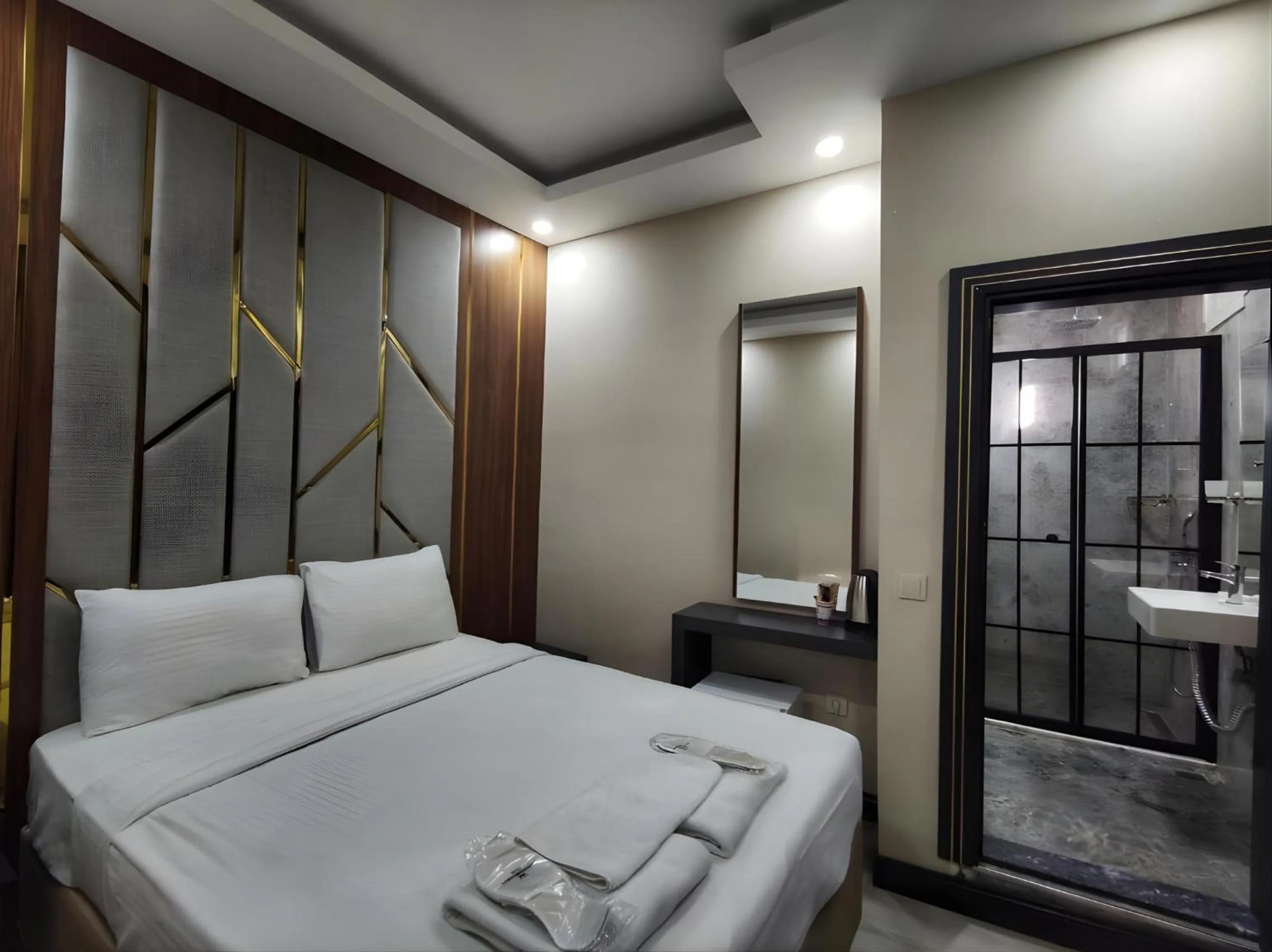 Photo of the whole room, Bed in The Golden Pera's Hotel & Spa