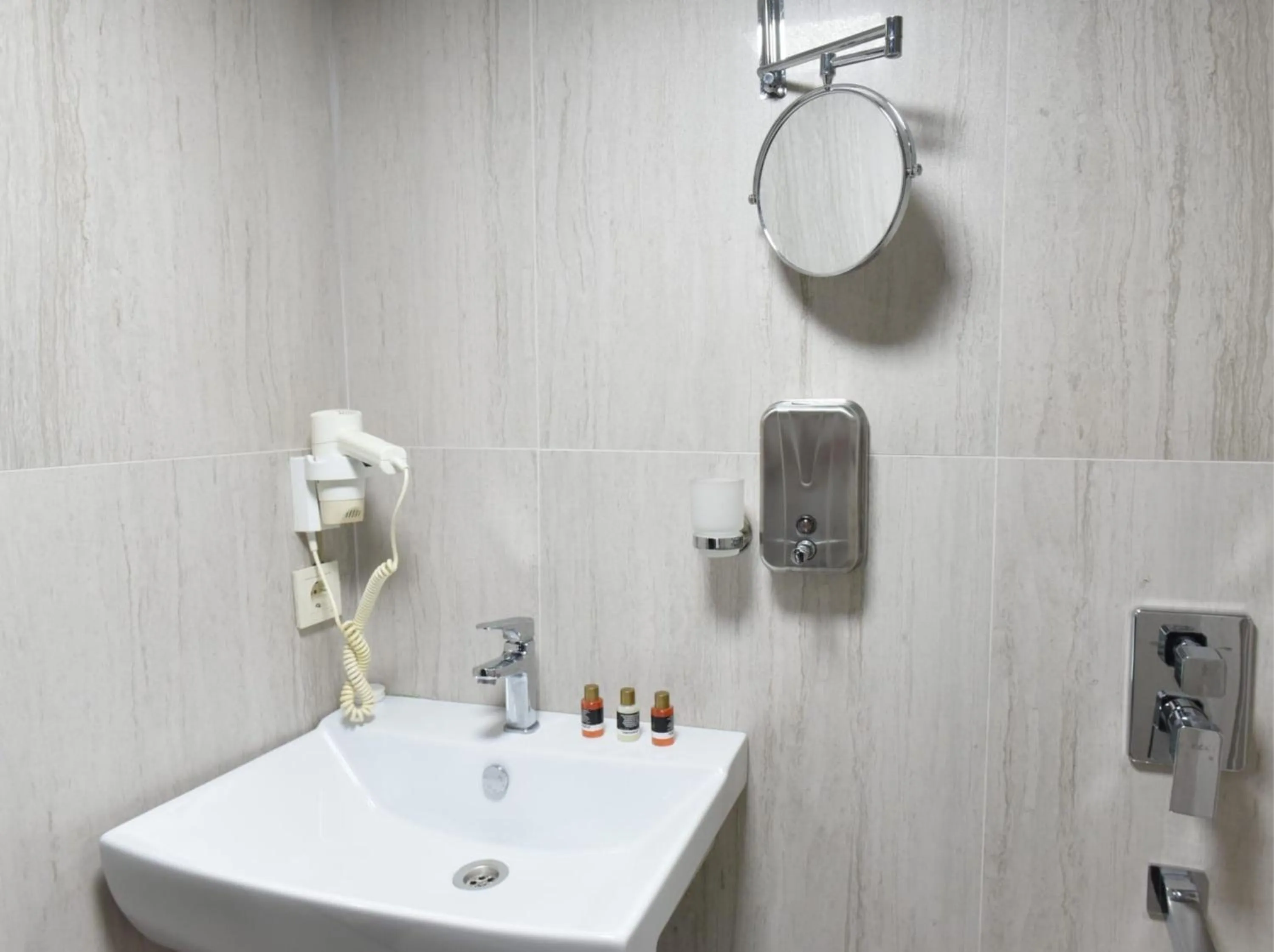 Bathroom in The Golden Pera's Hotel & Spa
