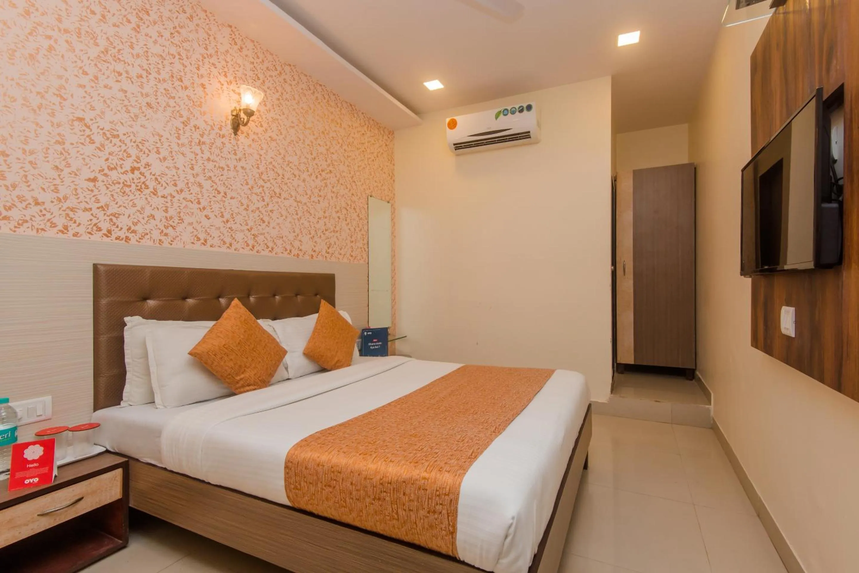 Bedroom, Bed in Super Hotel O Golden Nest Near Chhatrapati Shivaji International Airport