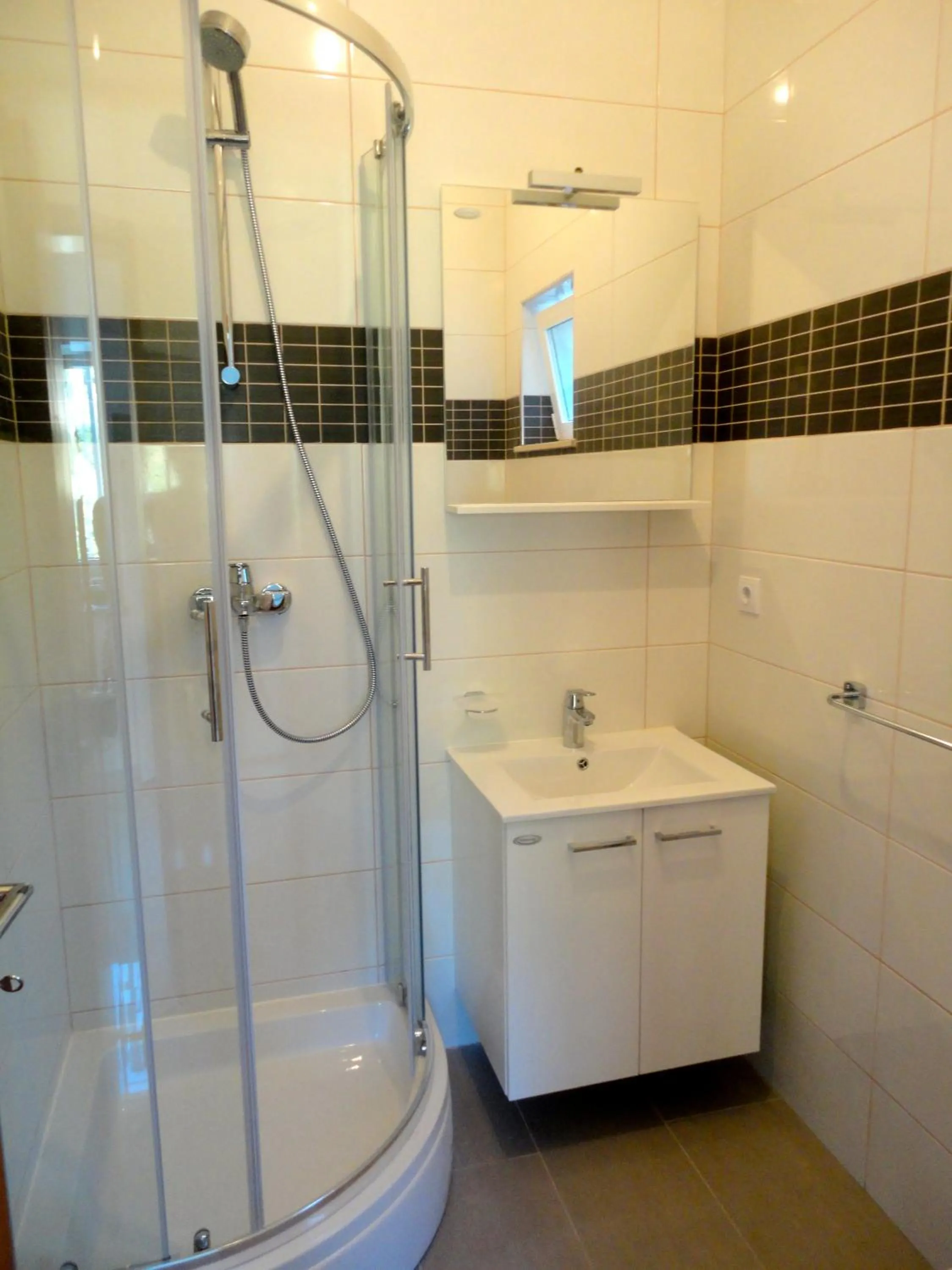Bathroom in Paradise Apartments - Robinson getaway