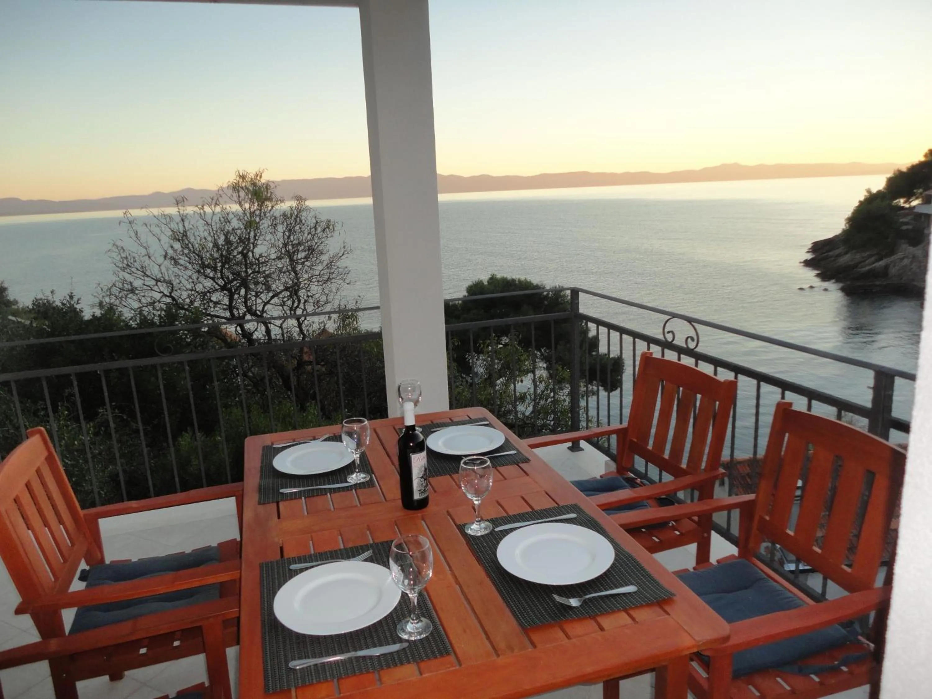 BBQ facilities in Paradise Apartments - Robinson getaway