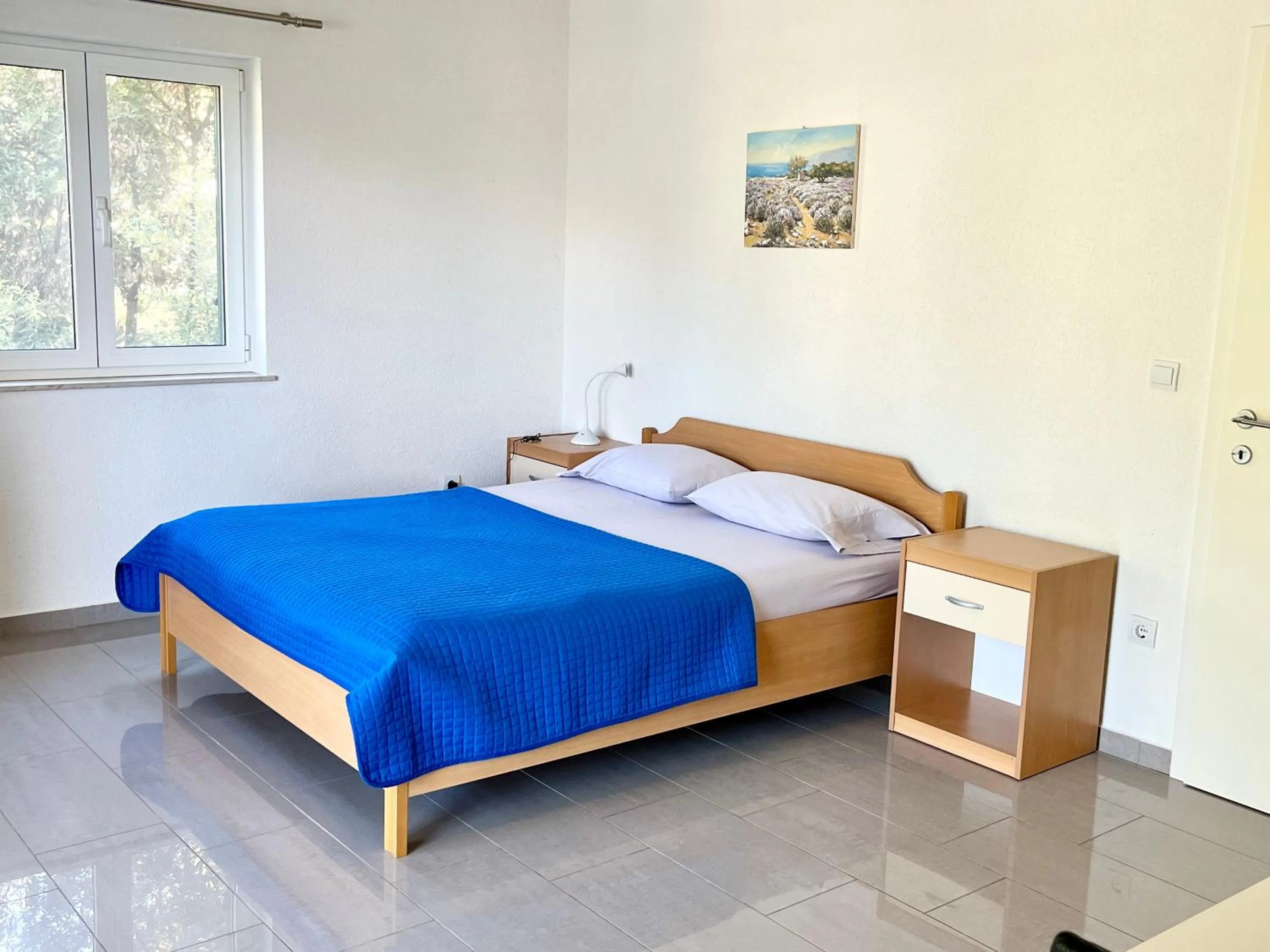 Bed in Paradise Apartments - Robinson getaway