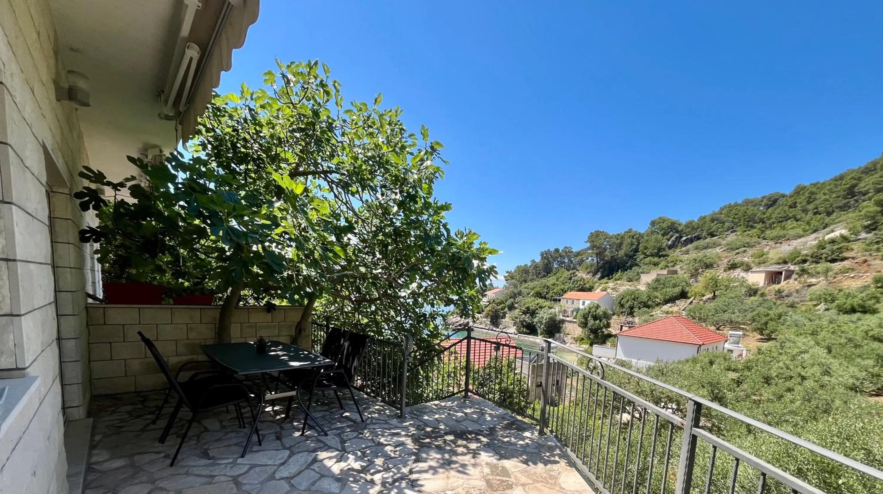 Paradise Apartments - Robinson getaway