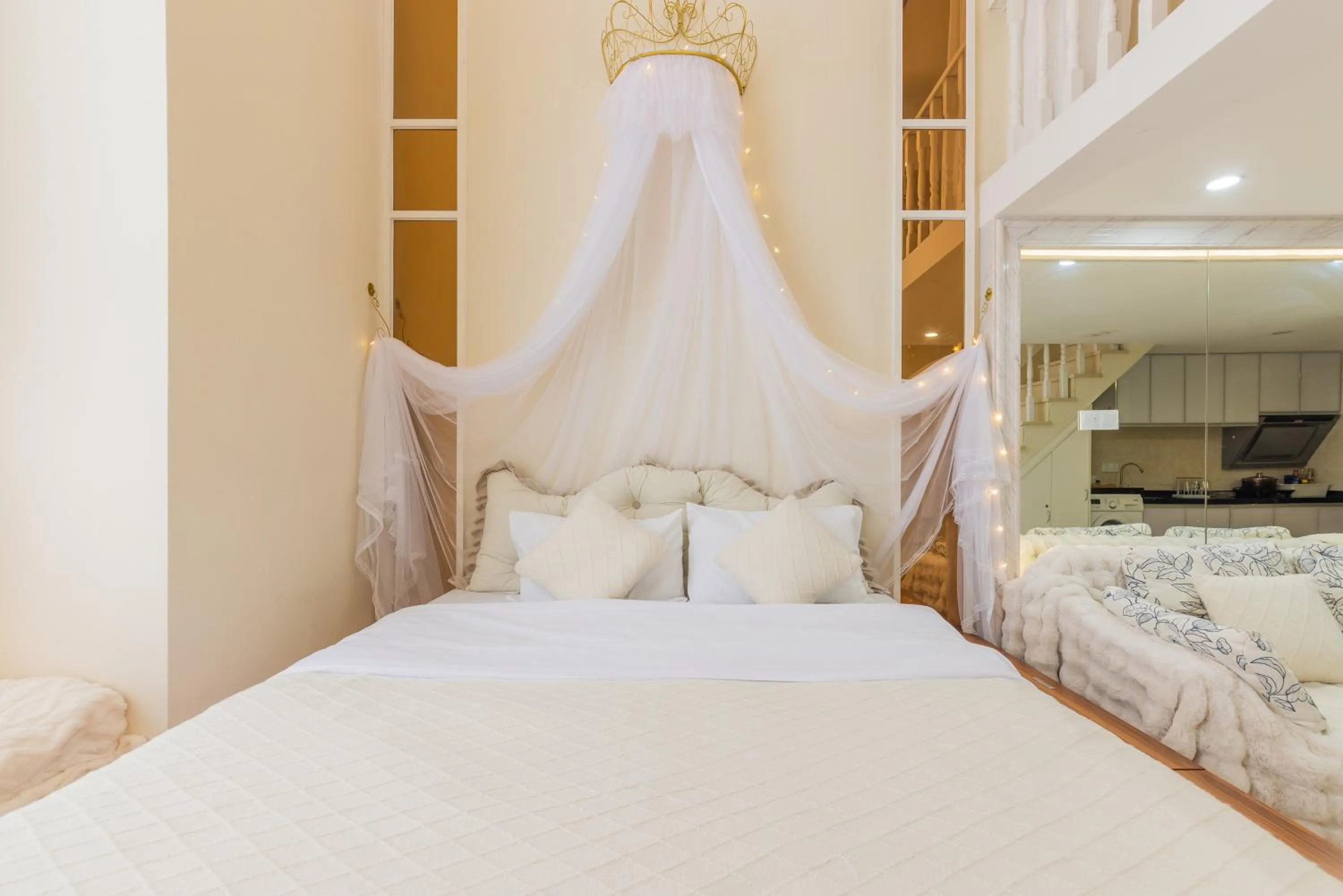 Bed in Lavender Apartment Branch